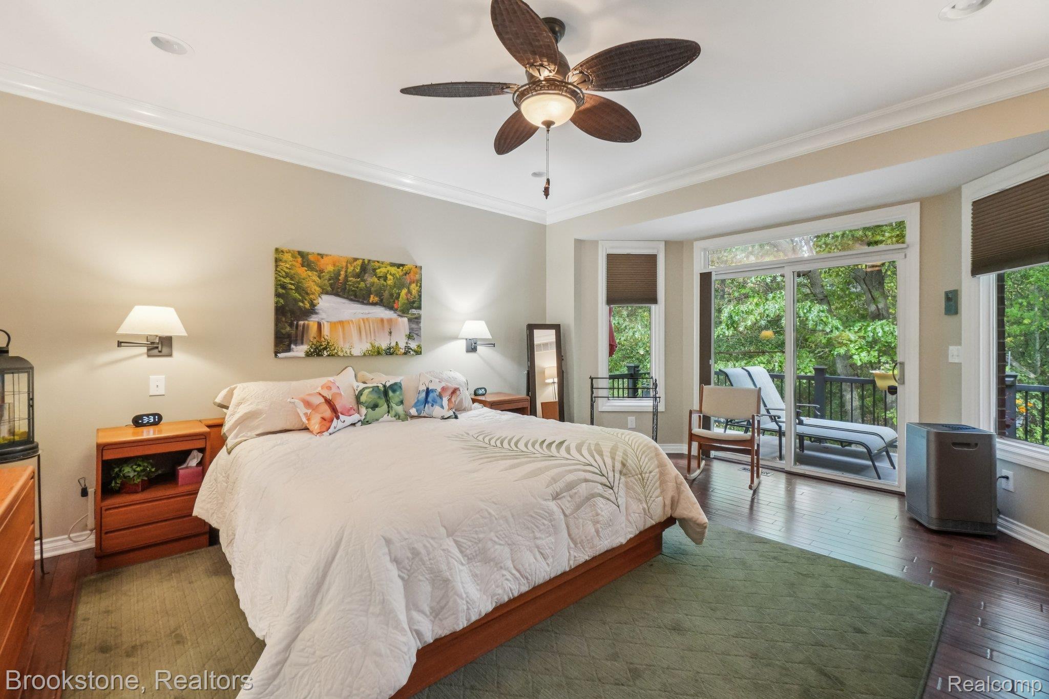 5947 Blackberry Lane