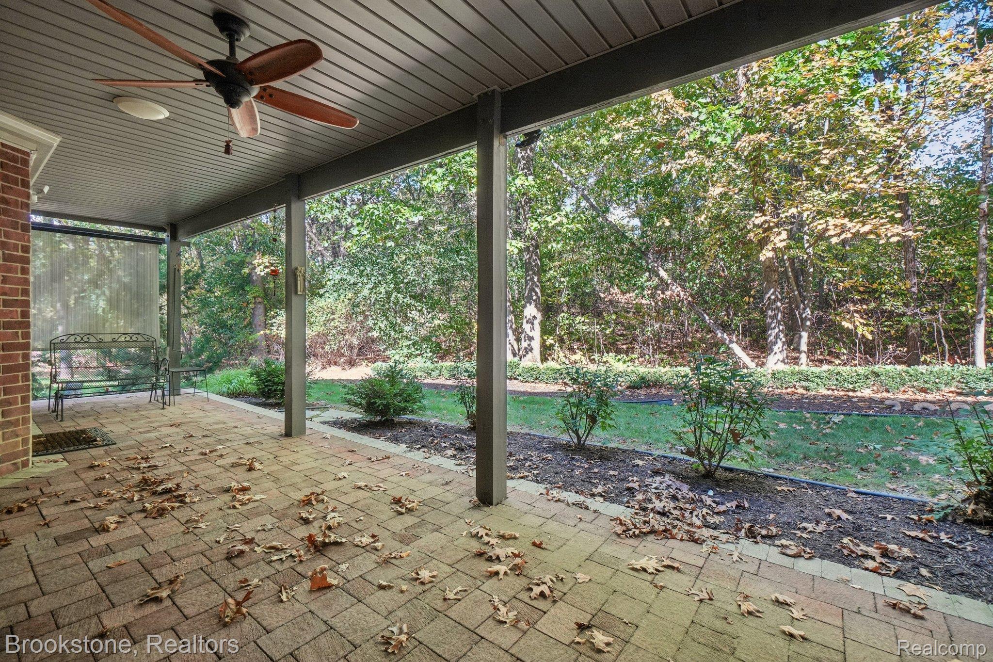 5947 Blackberry Lane