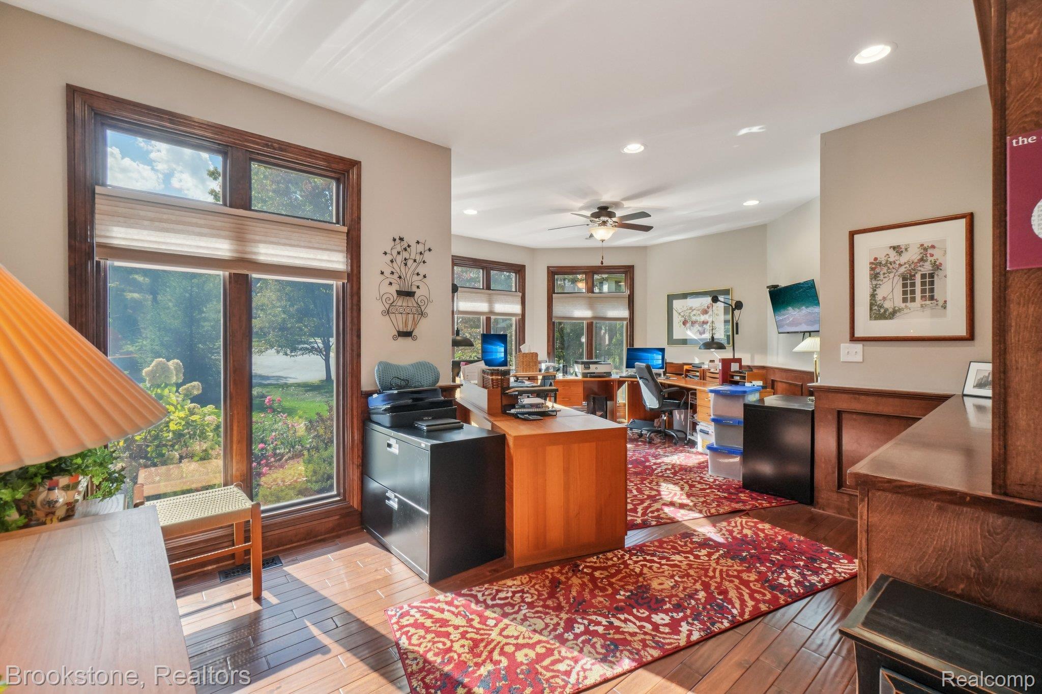 5947 Blackberry Lane