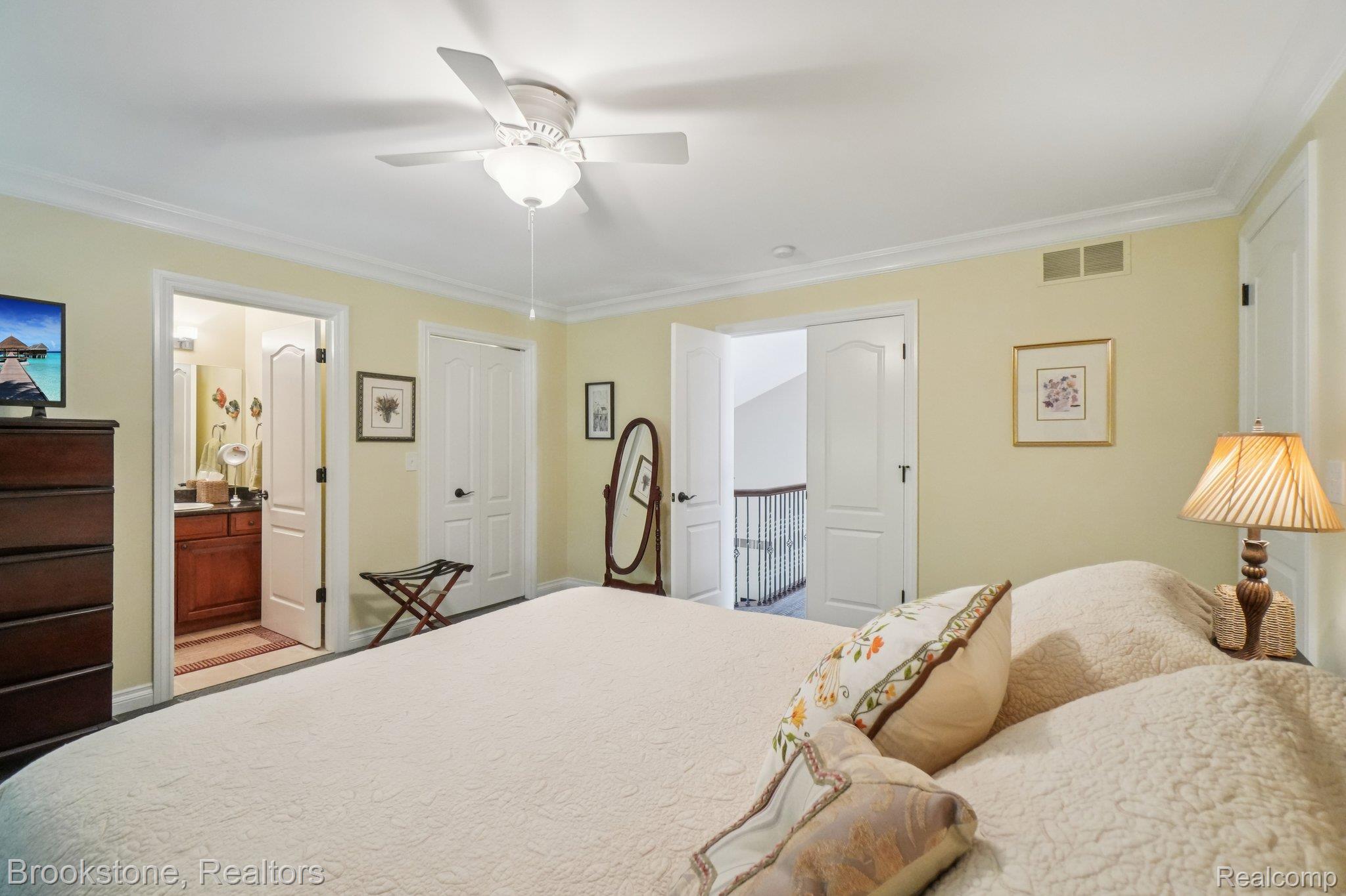 5947 Blackberry Lane