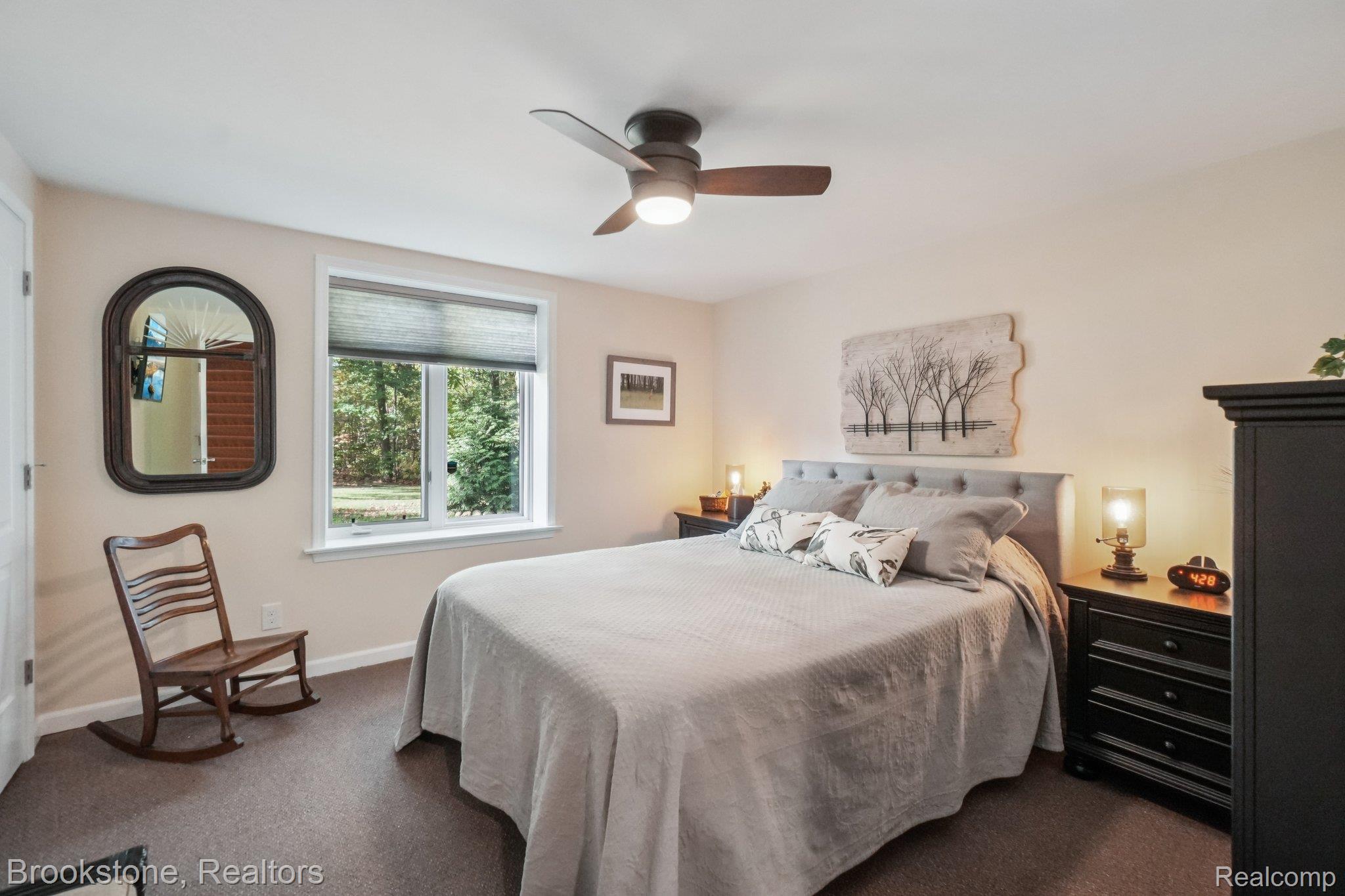 5947 Blackberry Lane