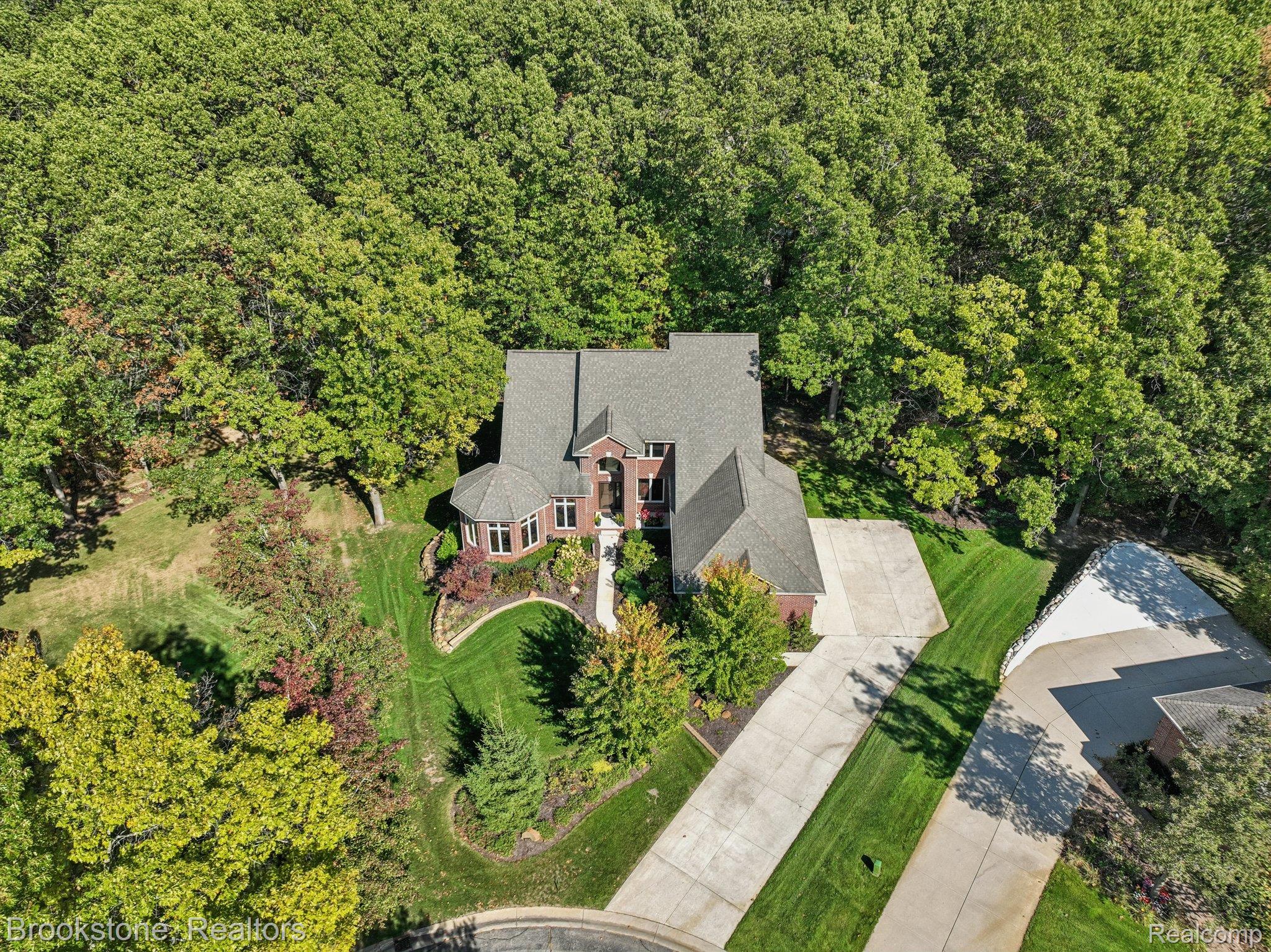 5947 Blackberry Lane