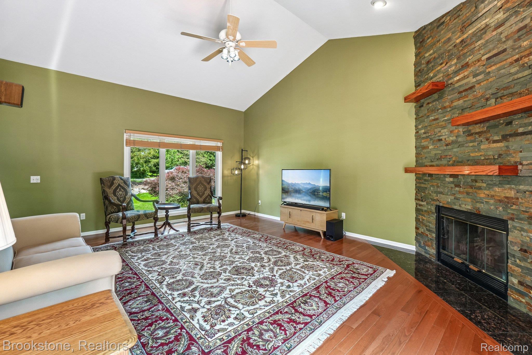 6423 Southampton Drive