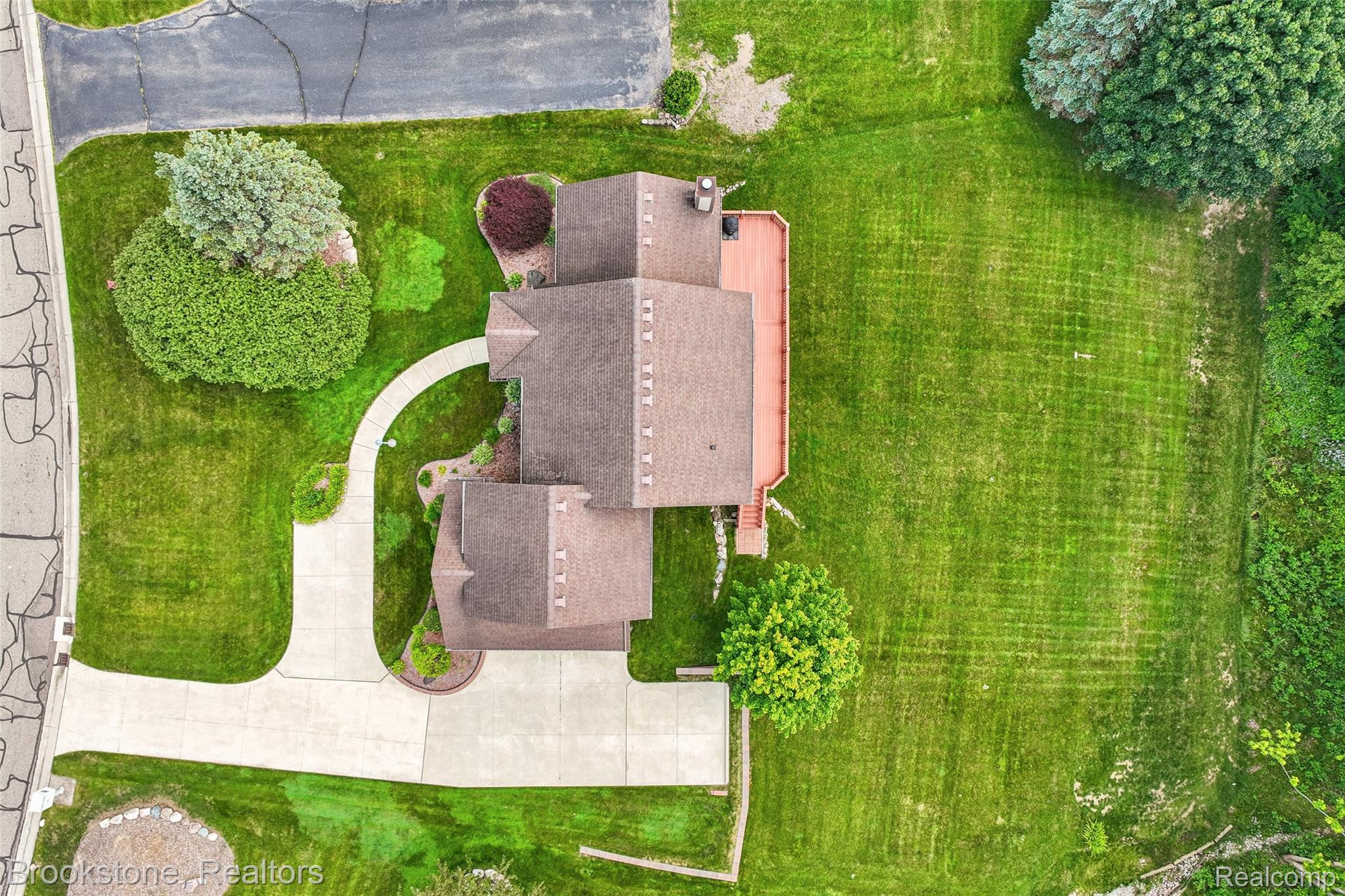 6423 Southampton Drive