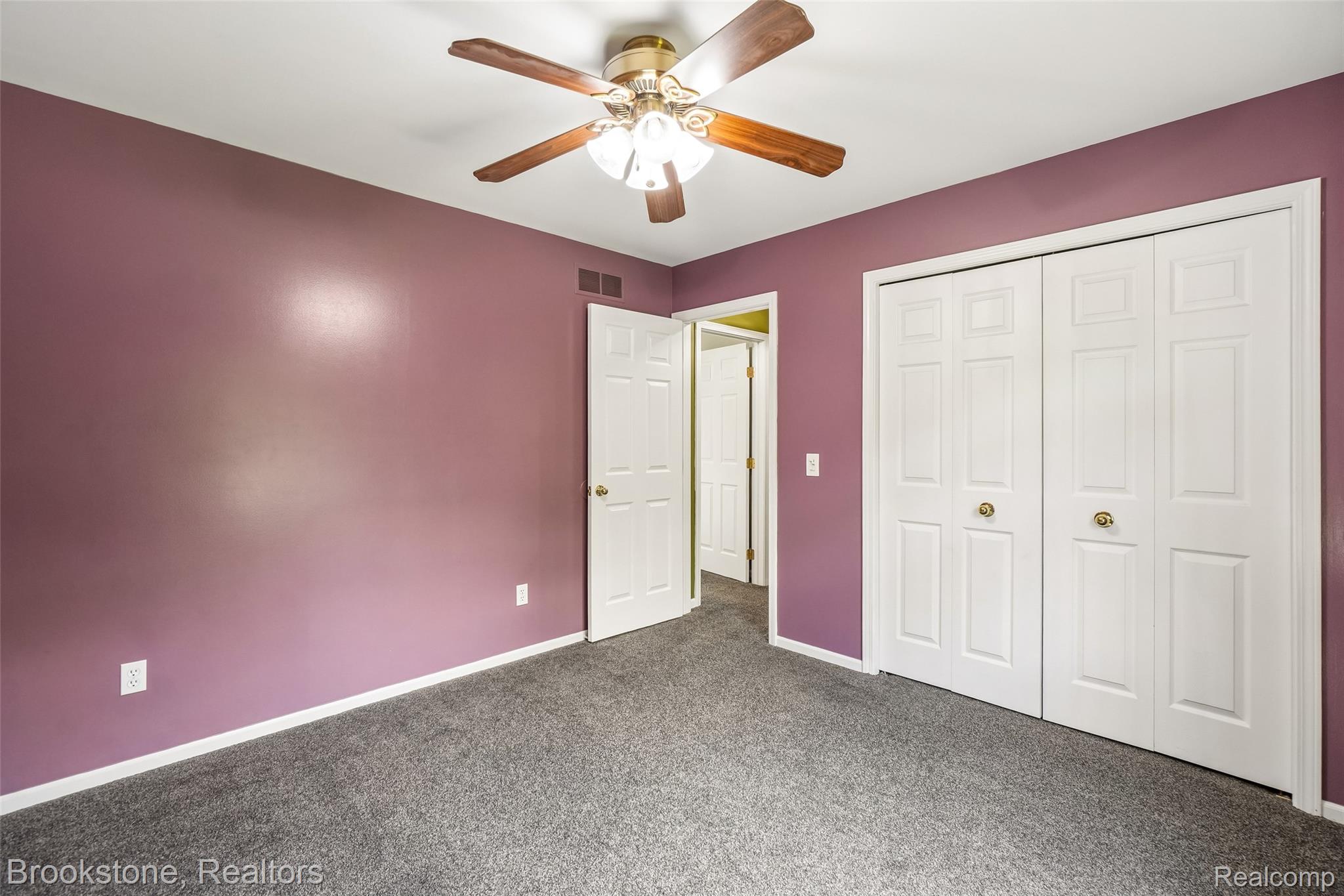 6423 Southampton Drive