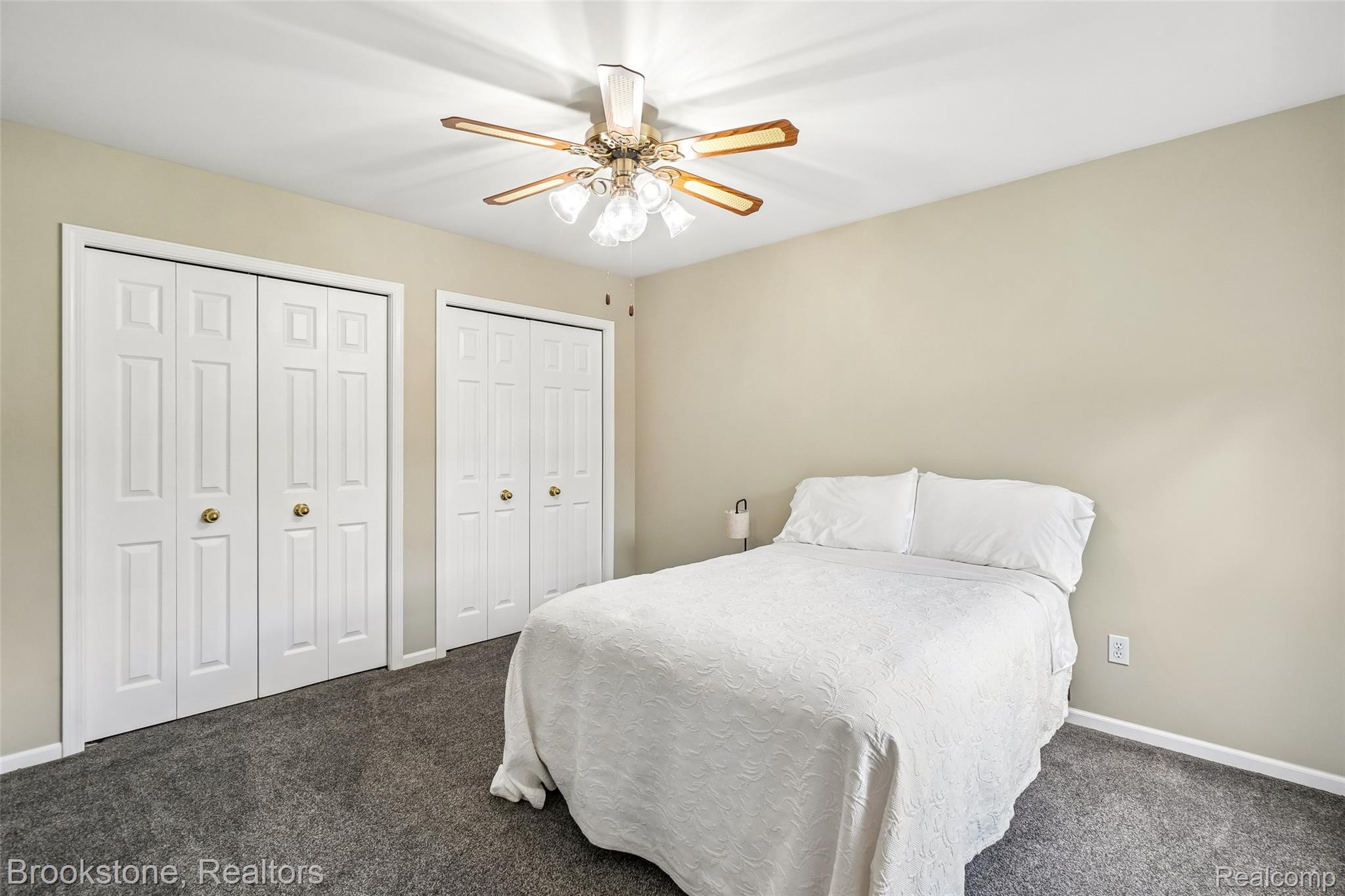 6423 Southampton Drive