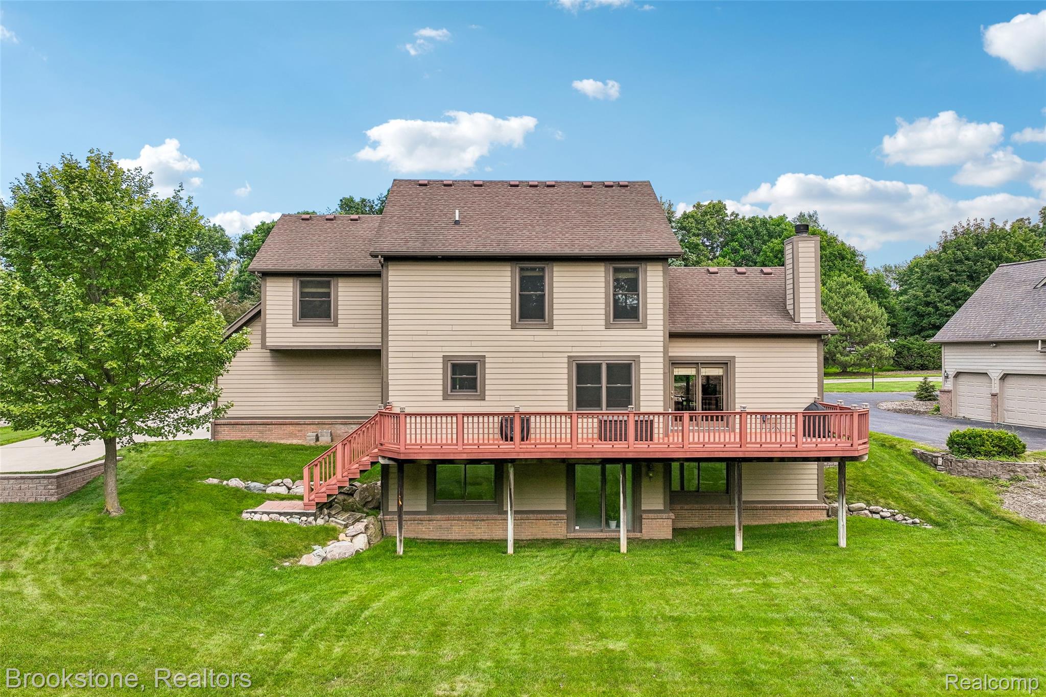 6423 Southampton Drive