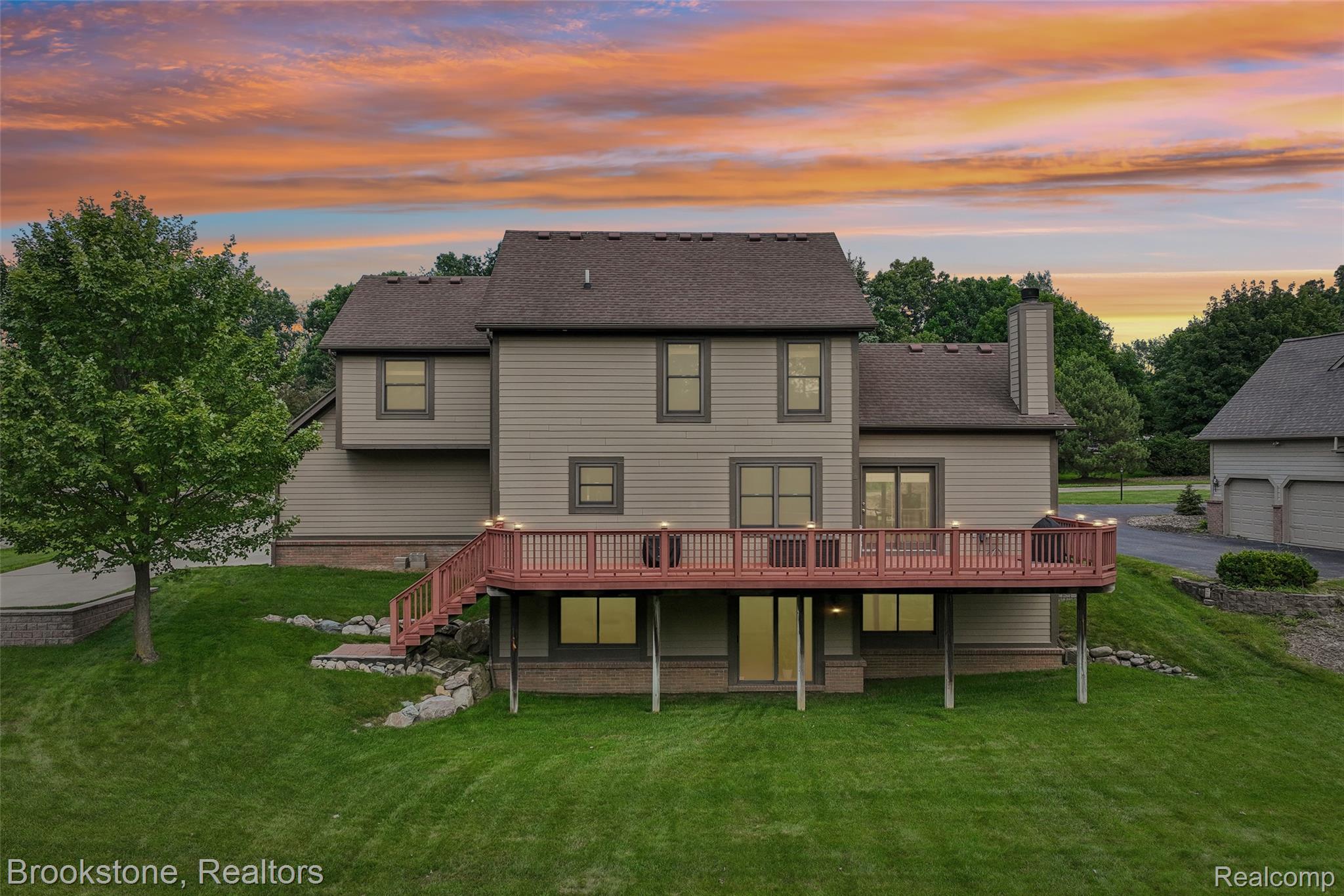6423 Southampton Drive