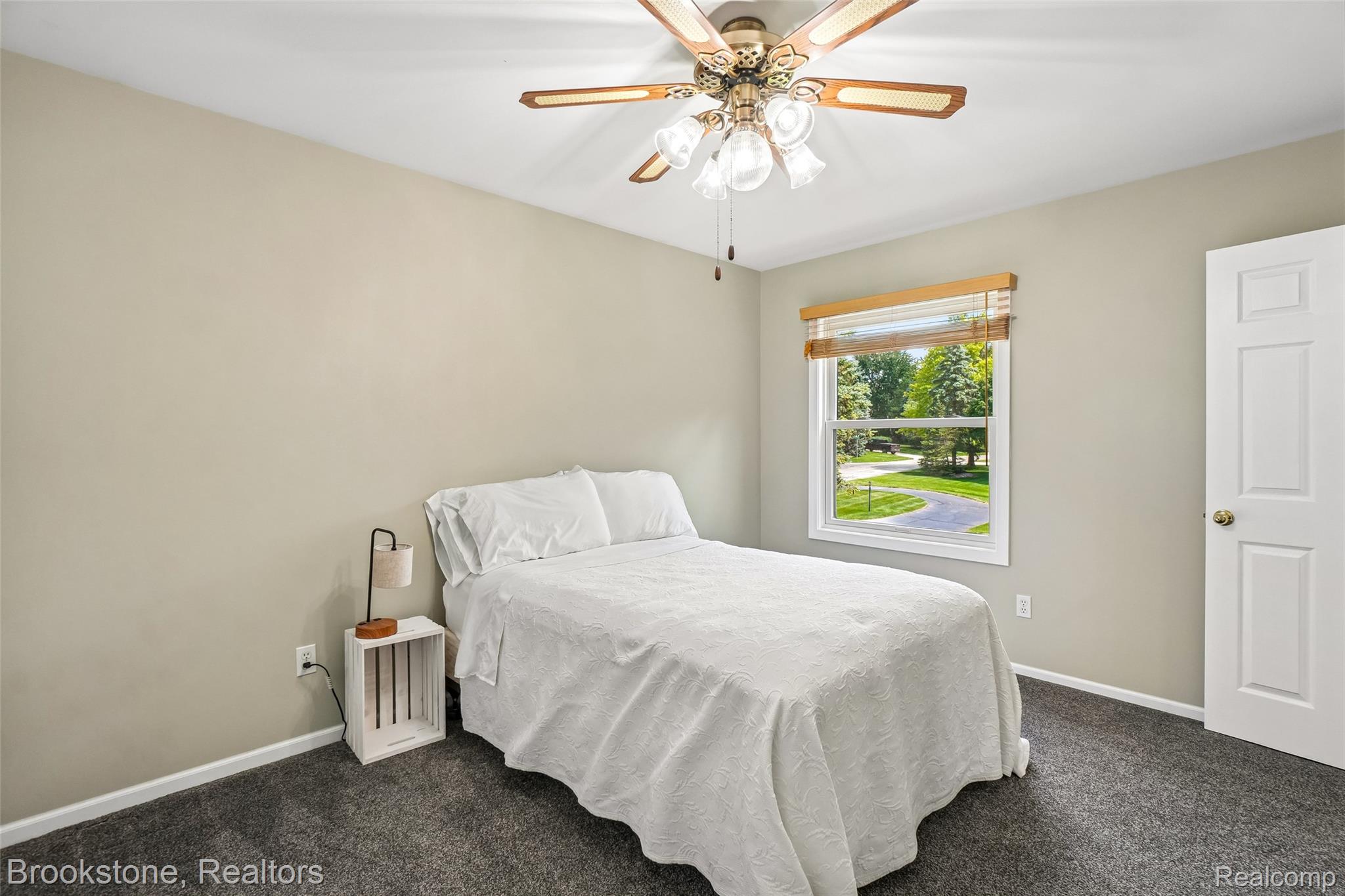 6423 Southampton Drive