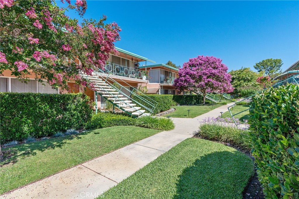 1000 San Pasqual Street 28