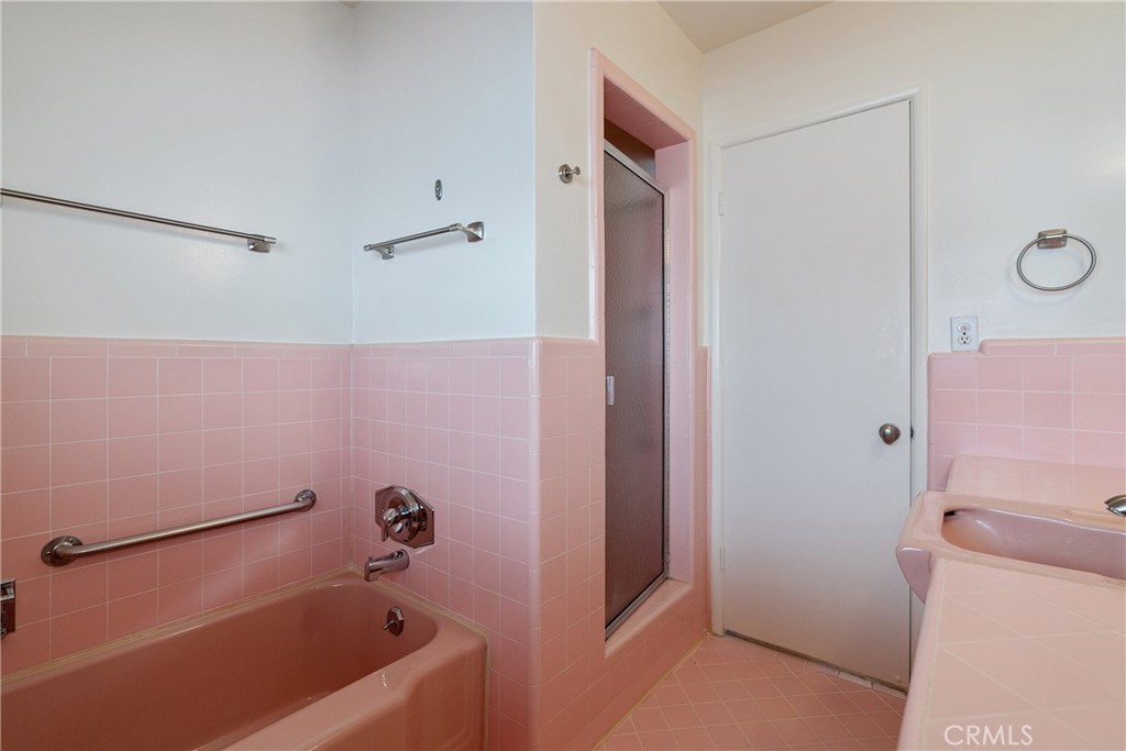 1000 San Pasqual Street 28