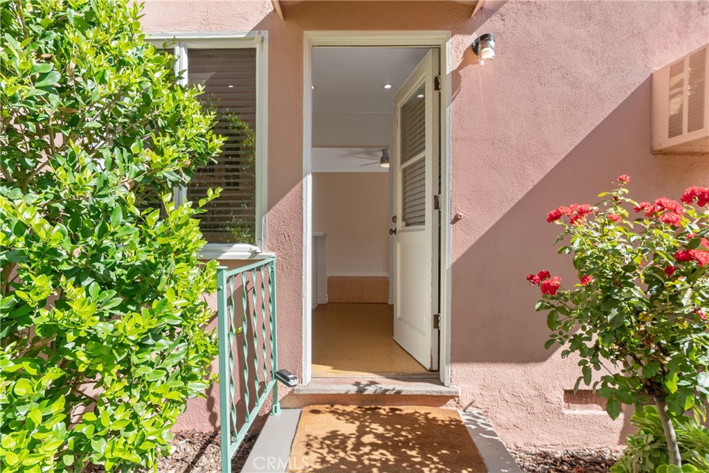 1000 San Pasqual Street 28