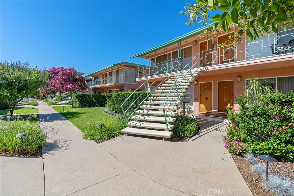 1000 San Pasqual Street 28