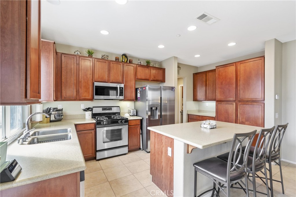 15555 Spruce Tree Way