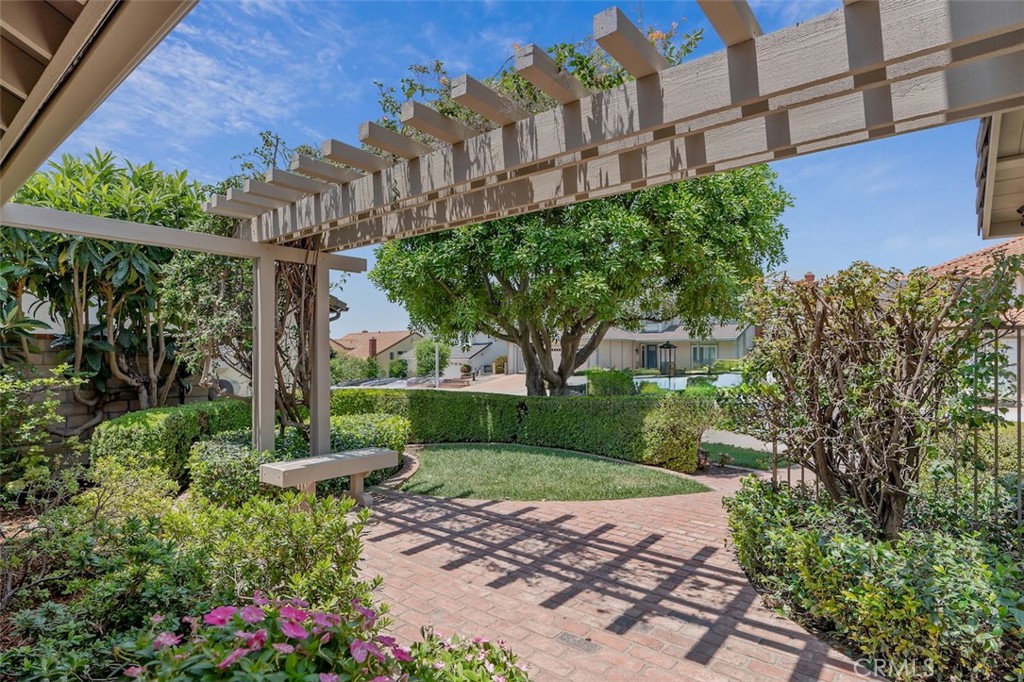 11422 Ridgegate Drive