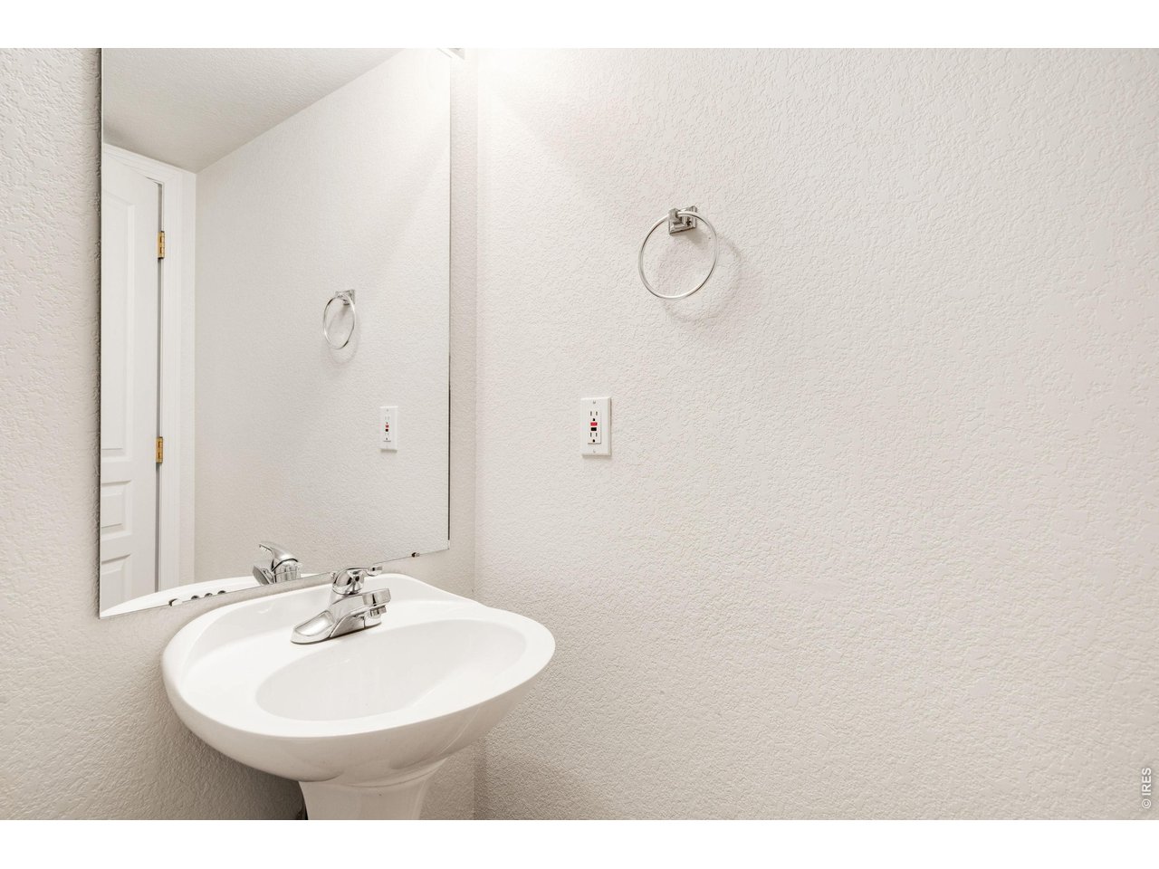 903 Hover Ridge Cir