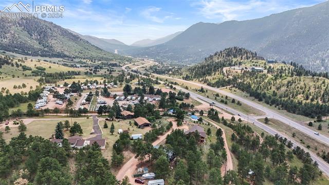 7166 Skyline Circle