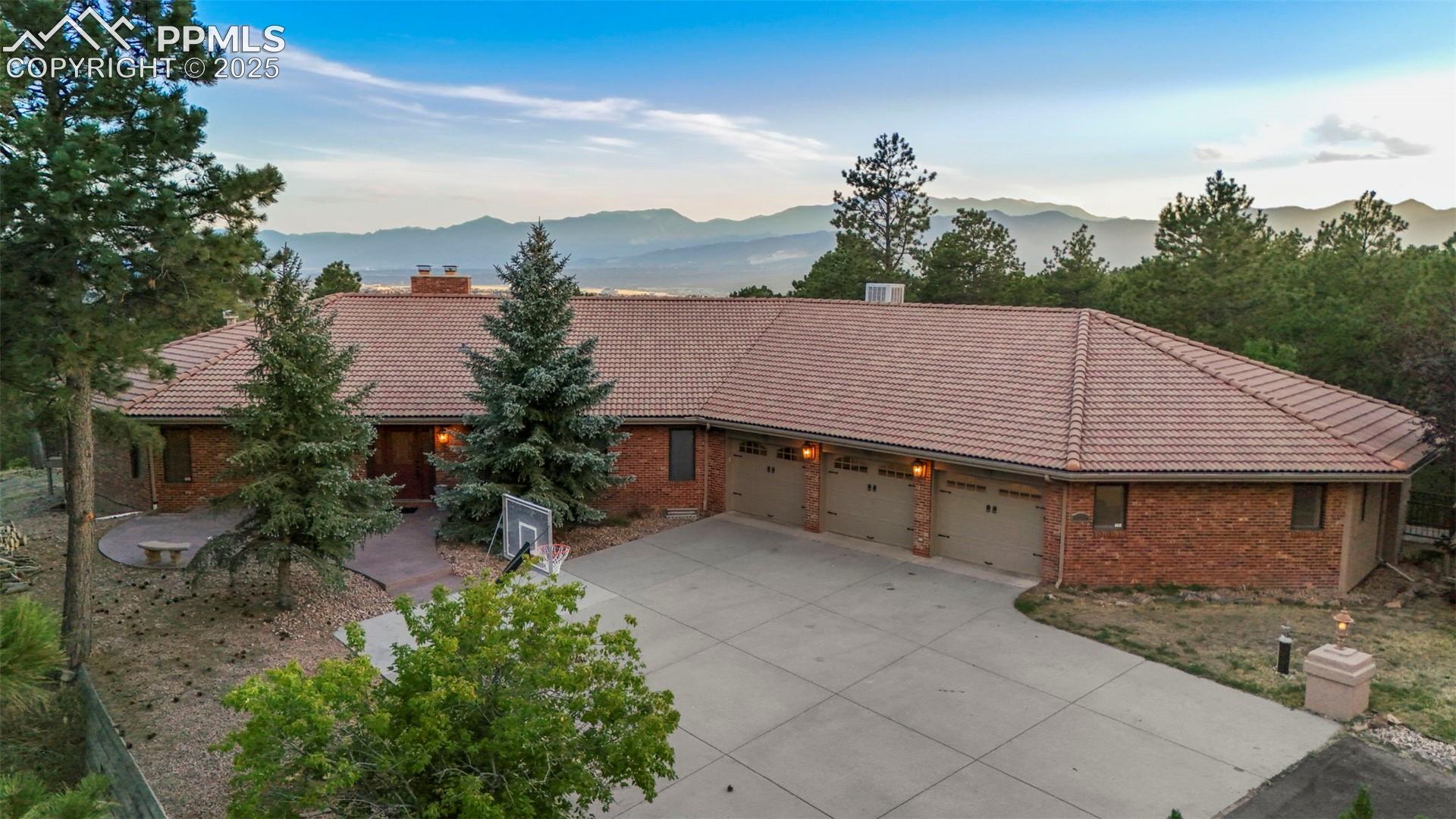 14350 Old Lasso Point