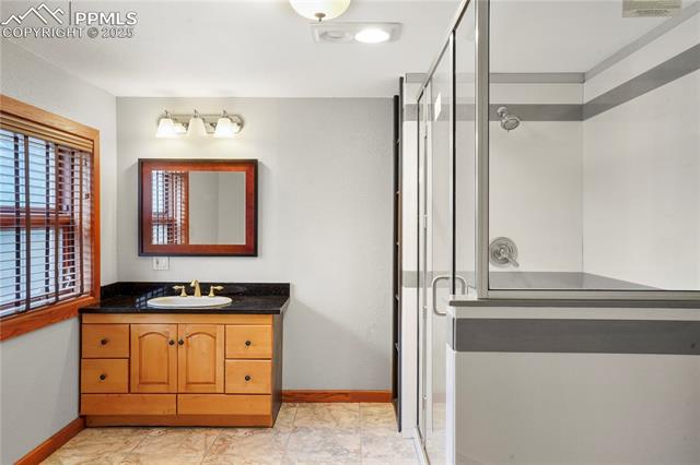 14350 Old Lasso Point