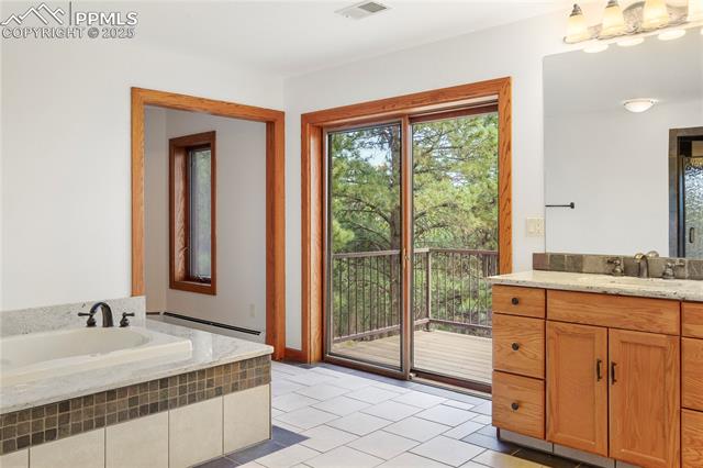 14350 Old Lasso Point