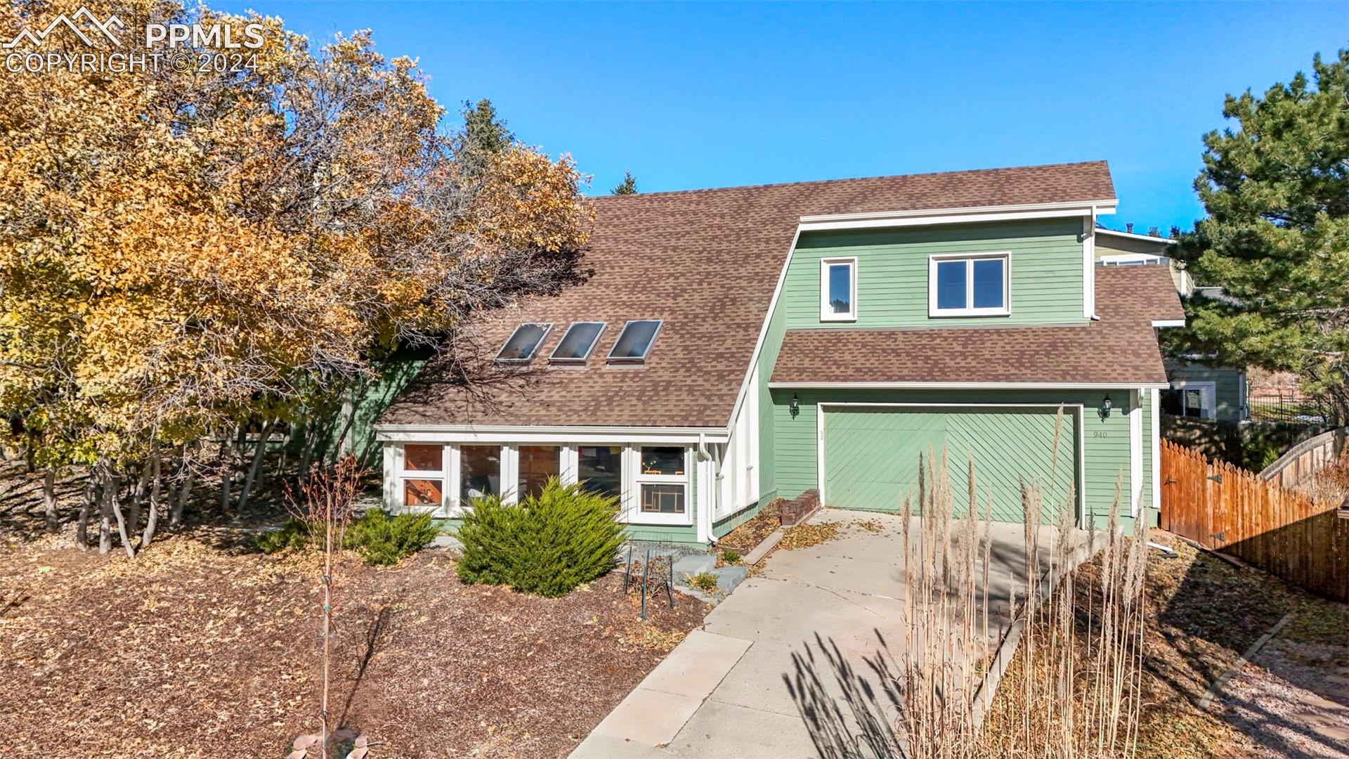 940 Oak Bend Court