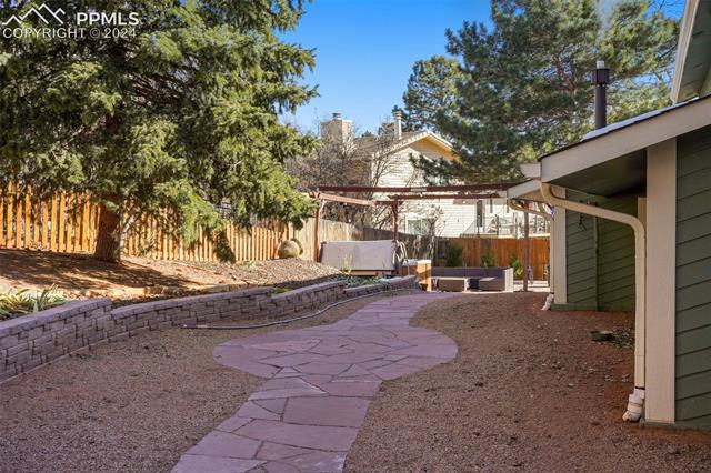 940 Oak Bend Court