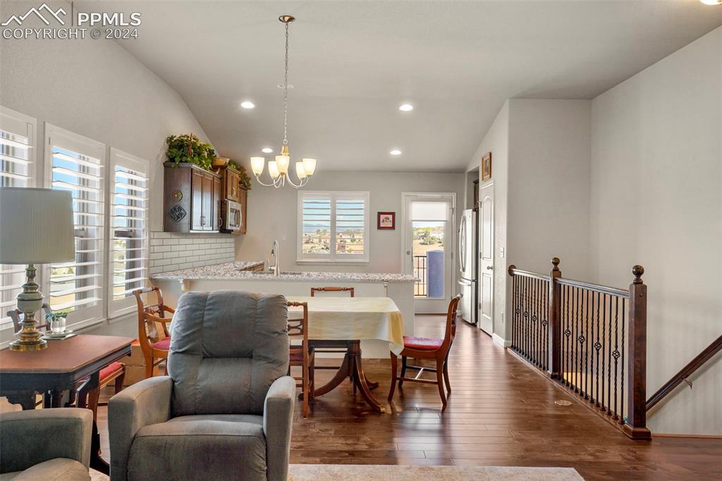 11371 Rill Point