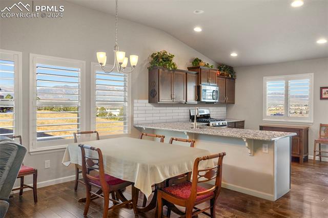 11371 Rill Point