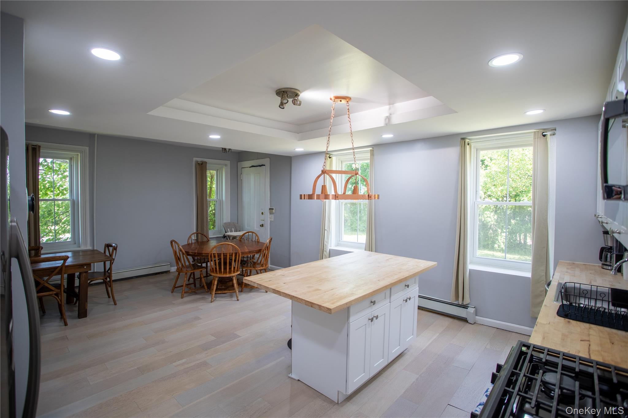 12 Monell Place