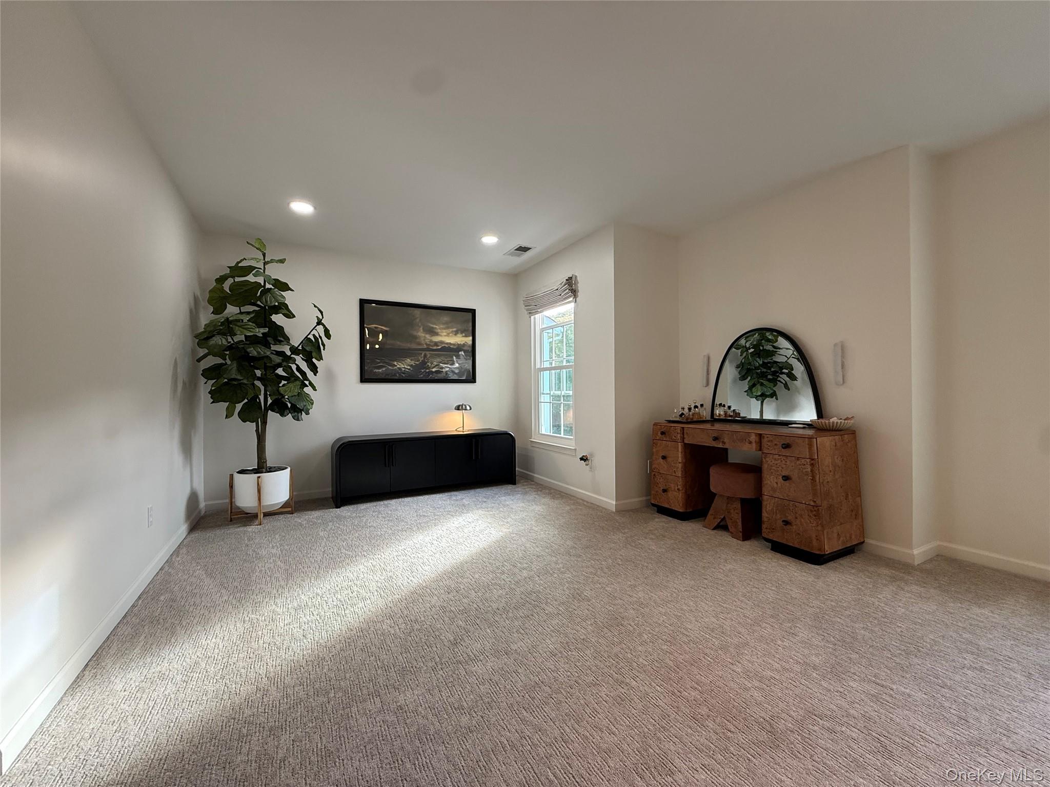 797 Huntington Drive