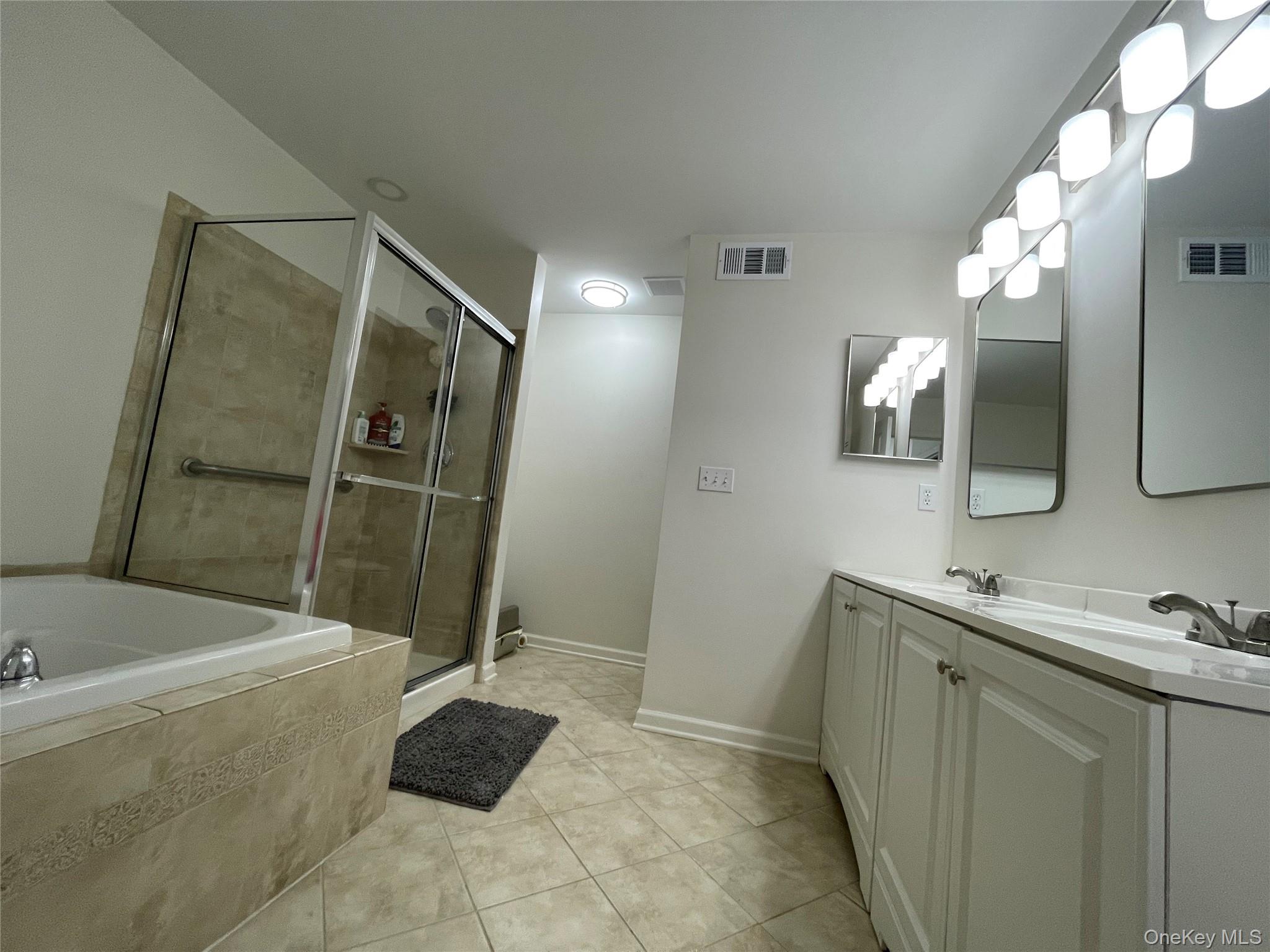 797 Huntington Drive