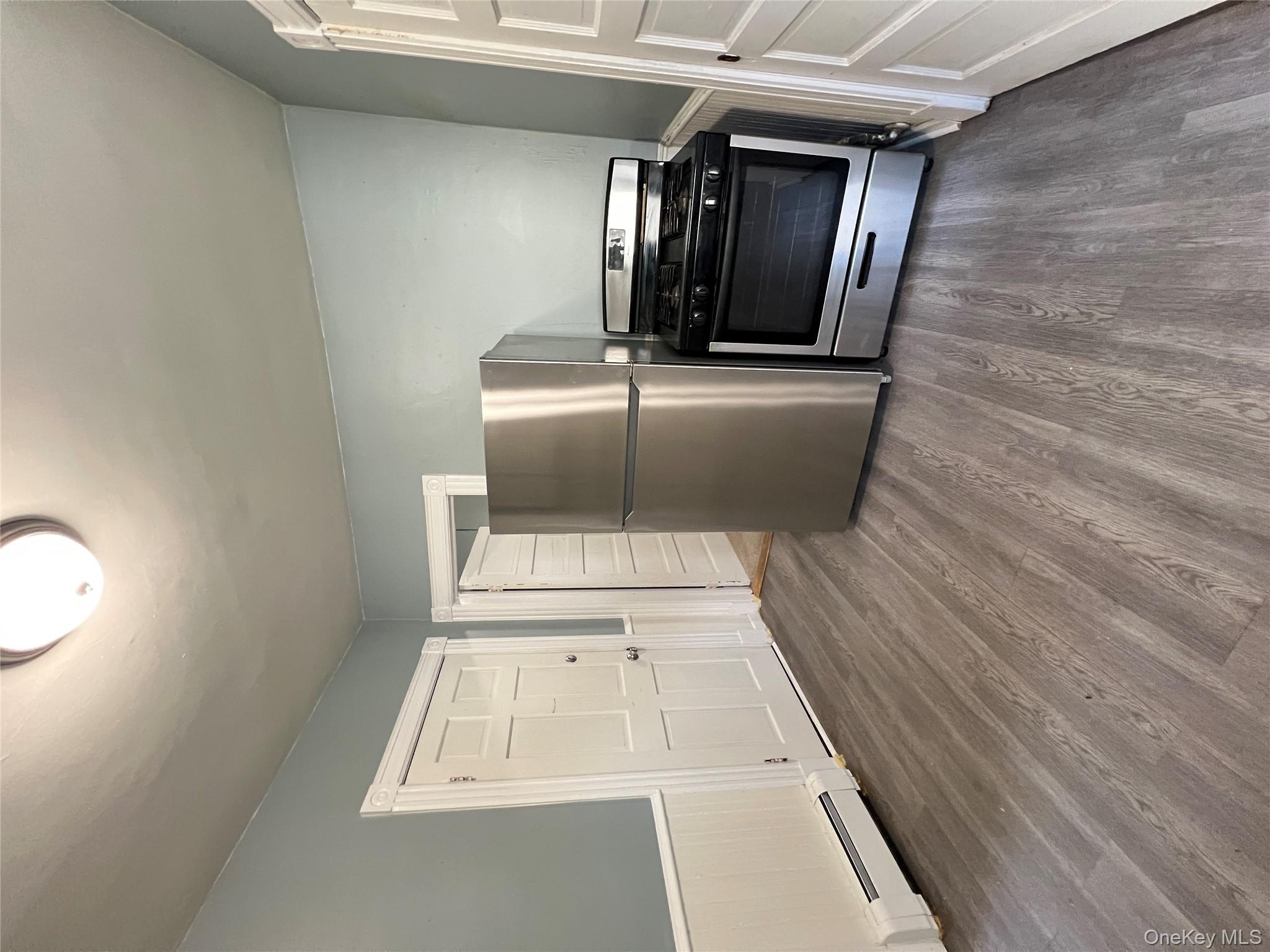 18 Franklin Street Unit: 2