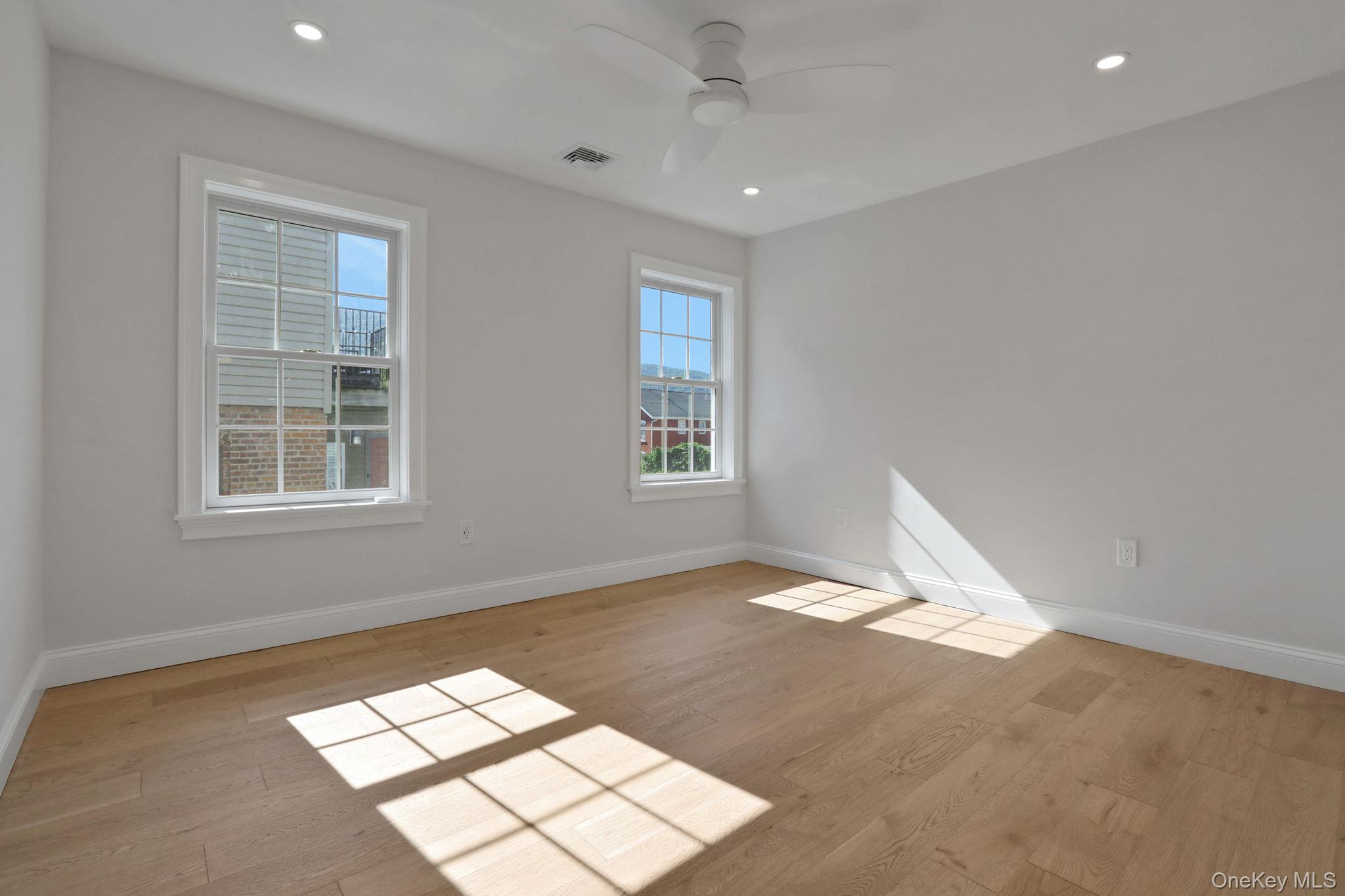 32 Ackerman Street