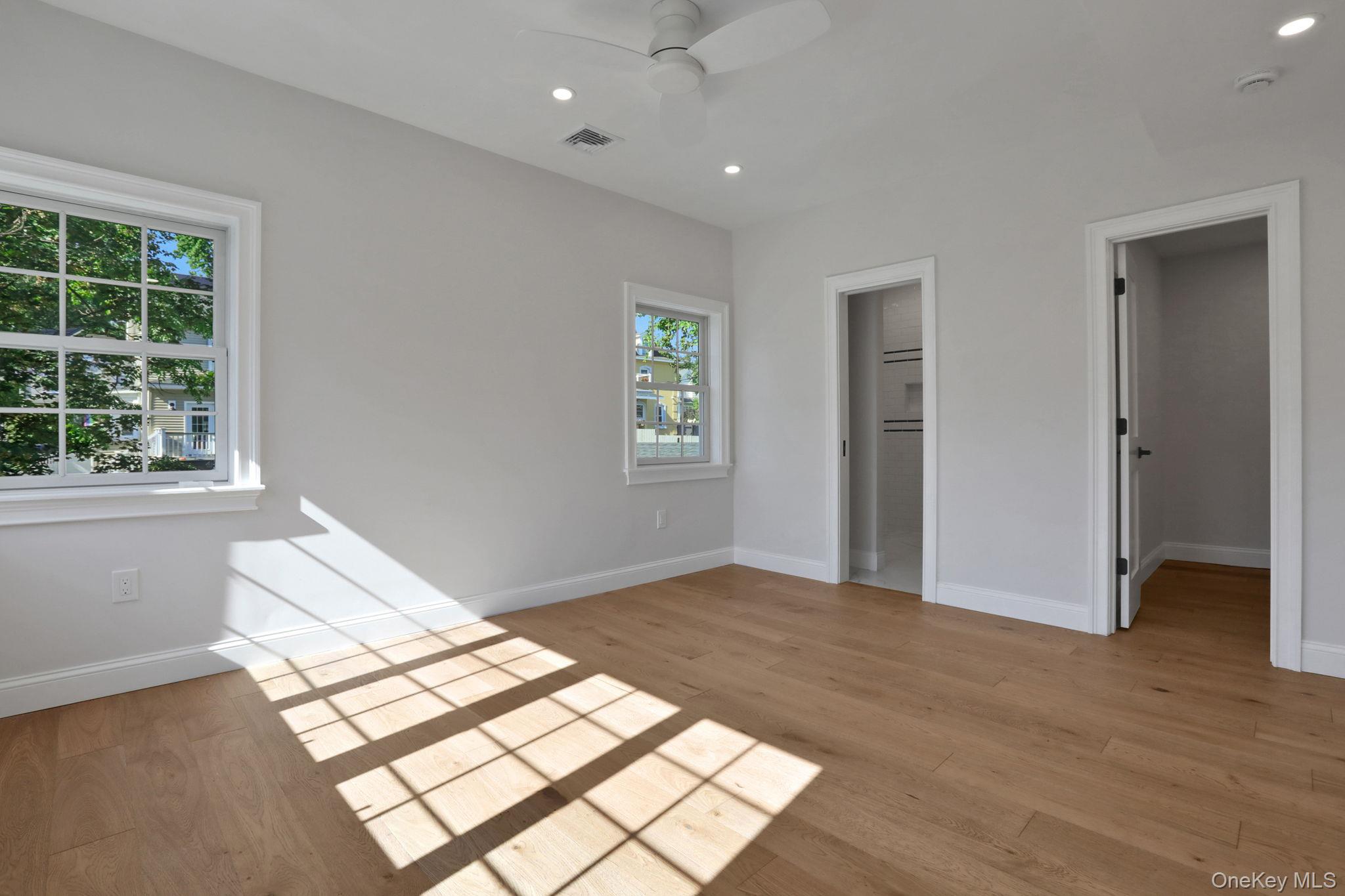 32 Ackerman Street