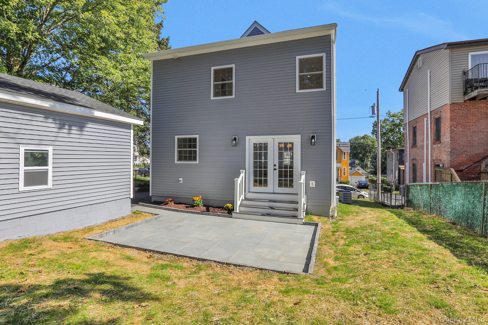 32 Ackerman Street