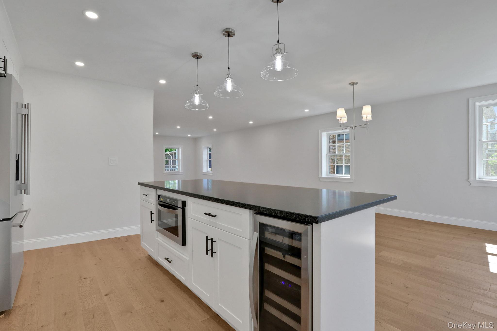 32 Ackerman Street
