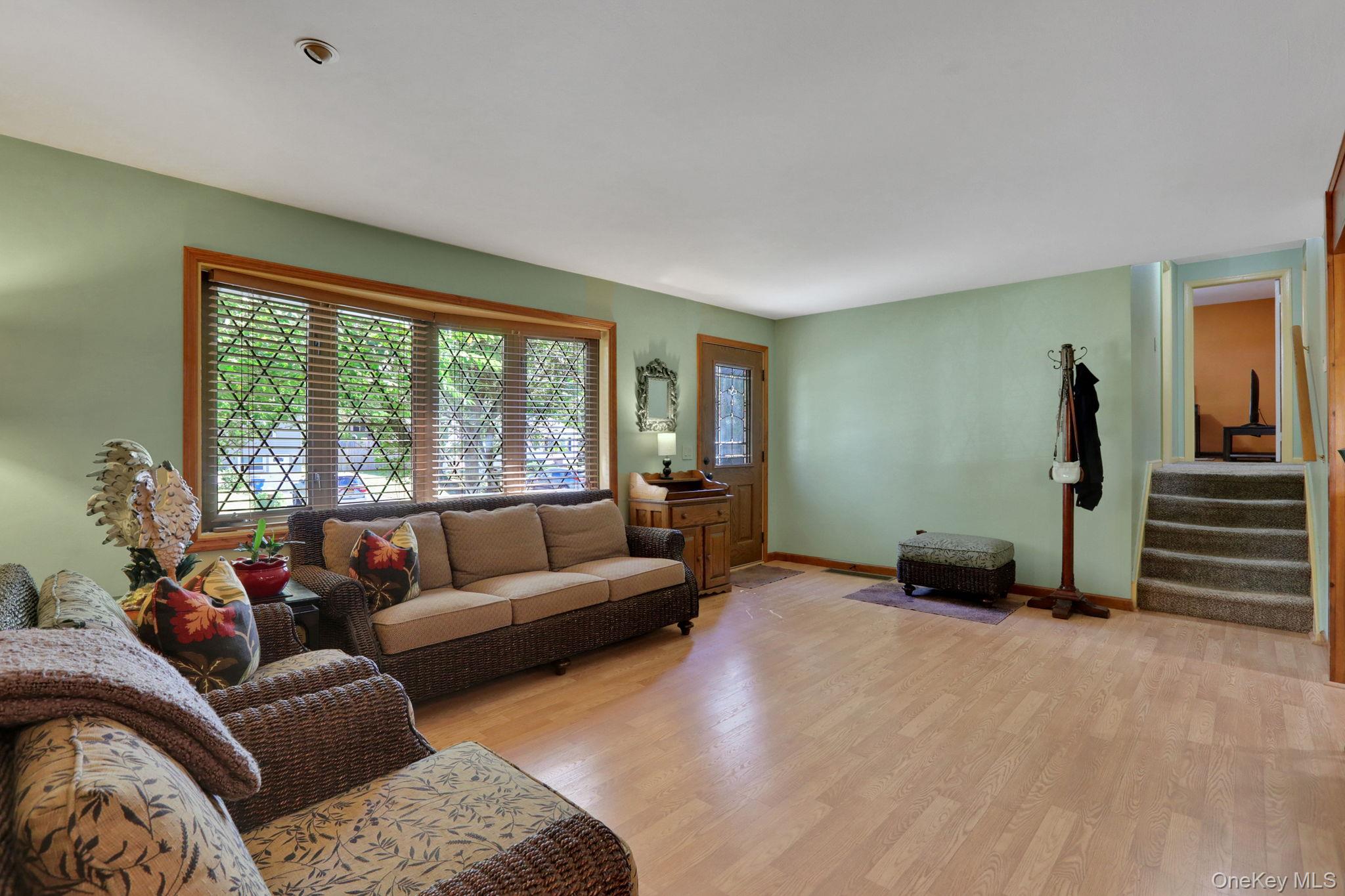 10 Benton Road