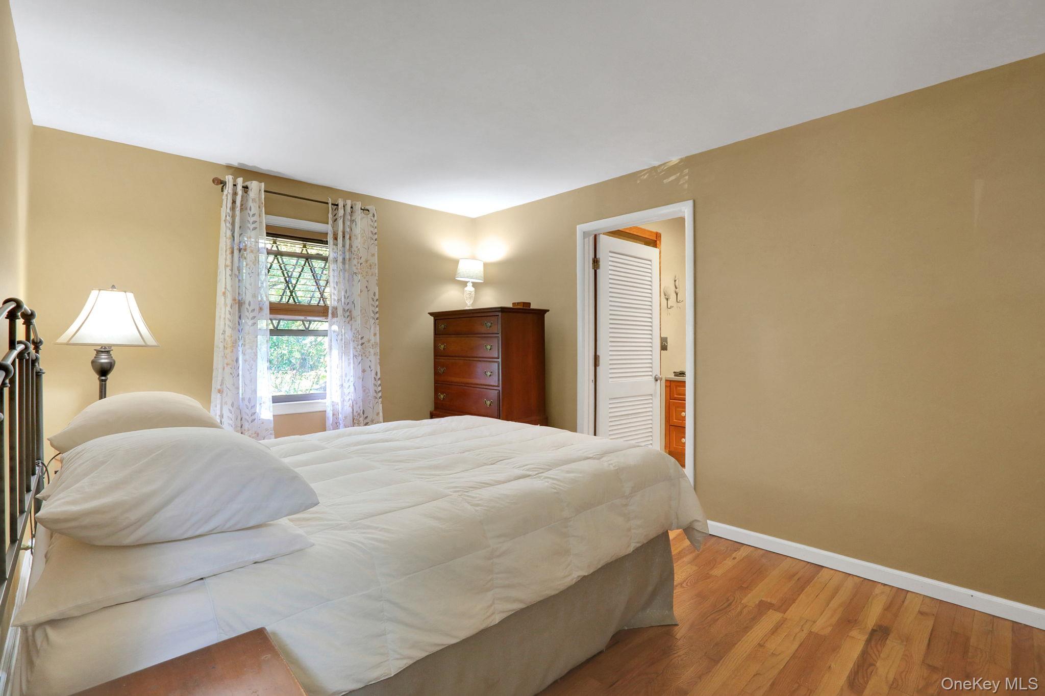 10 Benton Road