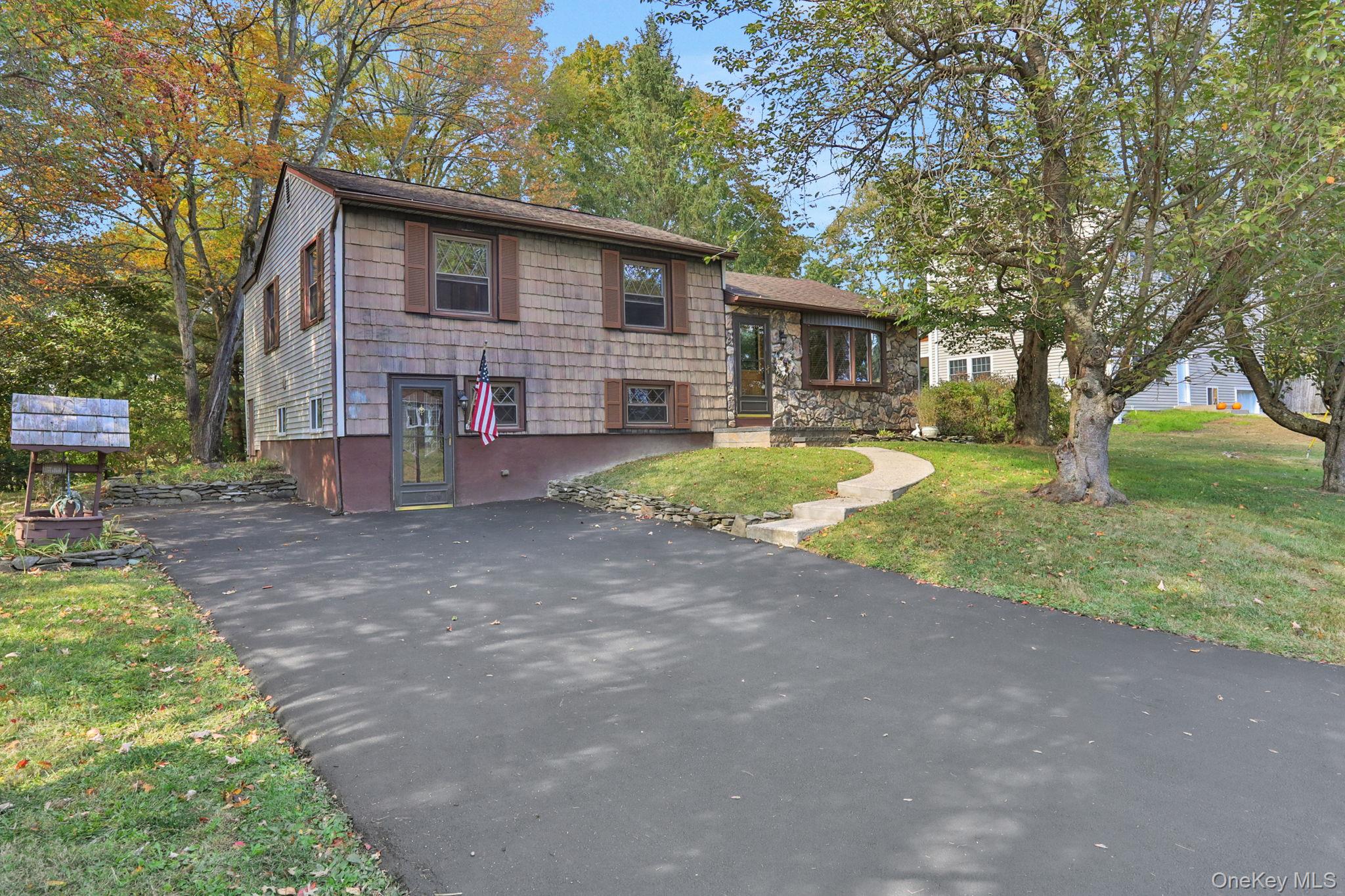 10 Benton Road