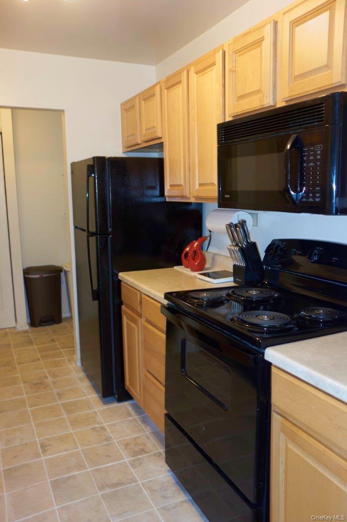 76 Sterling Unit: 76