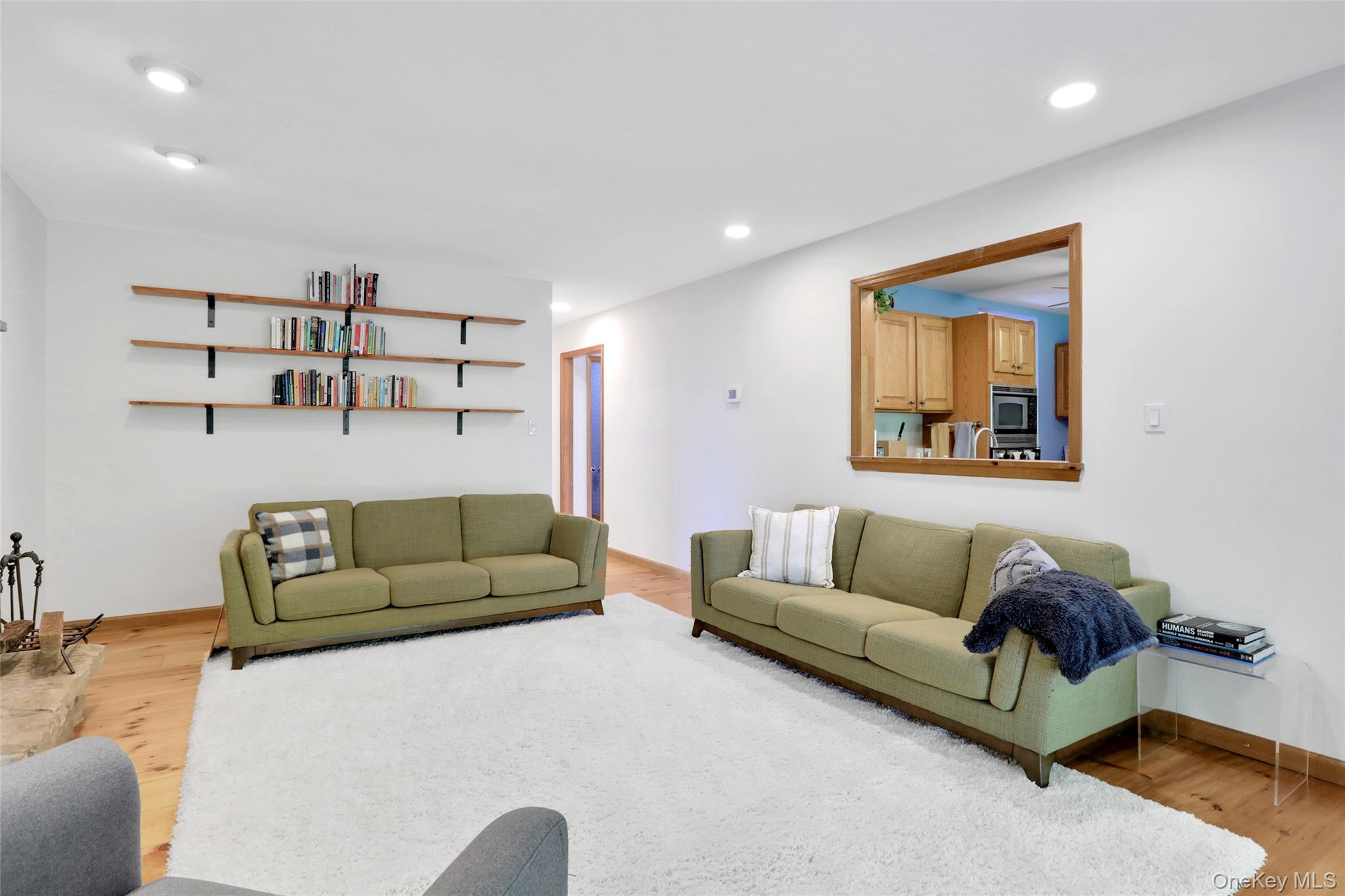 8 White Pine Lane