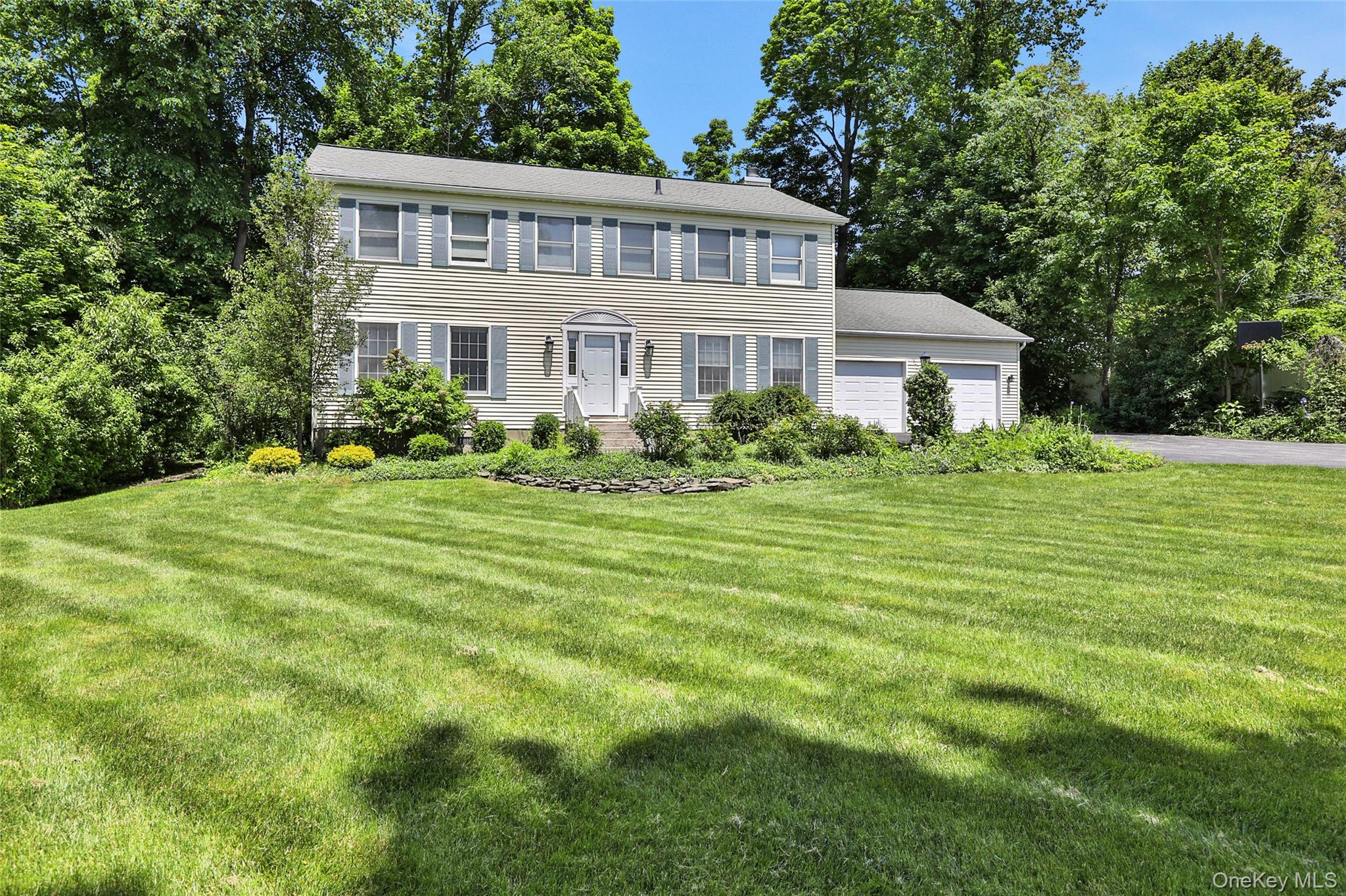 8 White Pine Lane