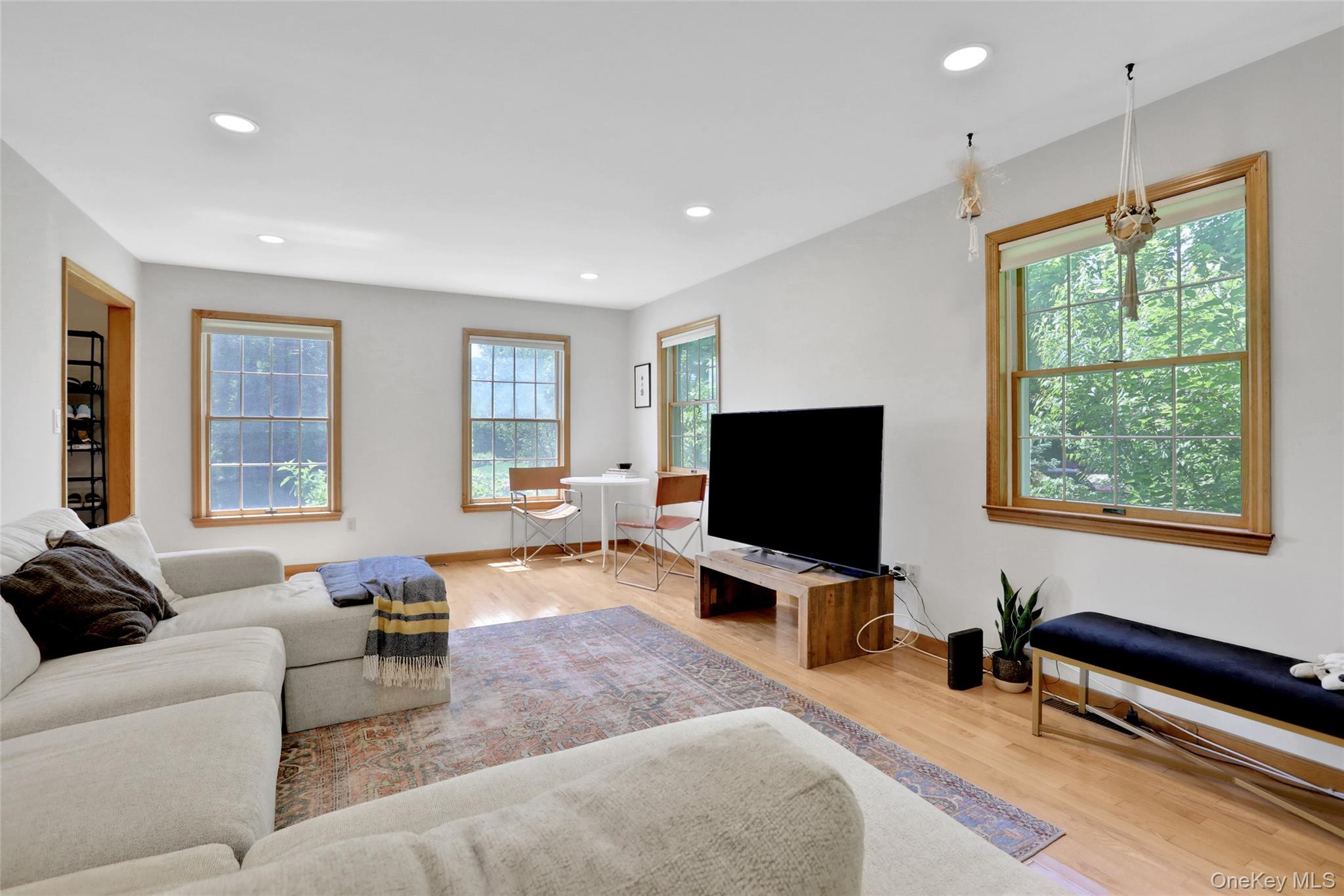 8 White Pine Lane