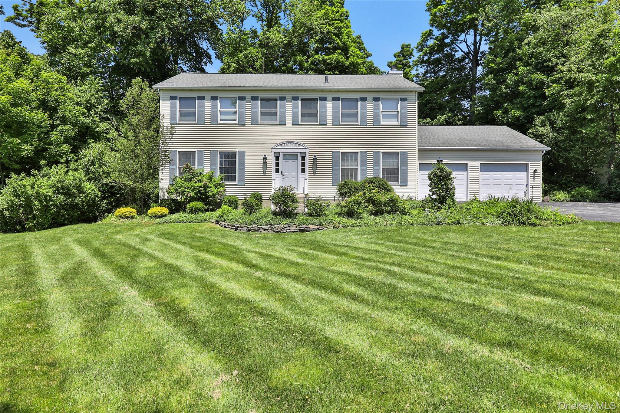 8 White Pine Lane