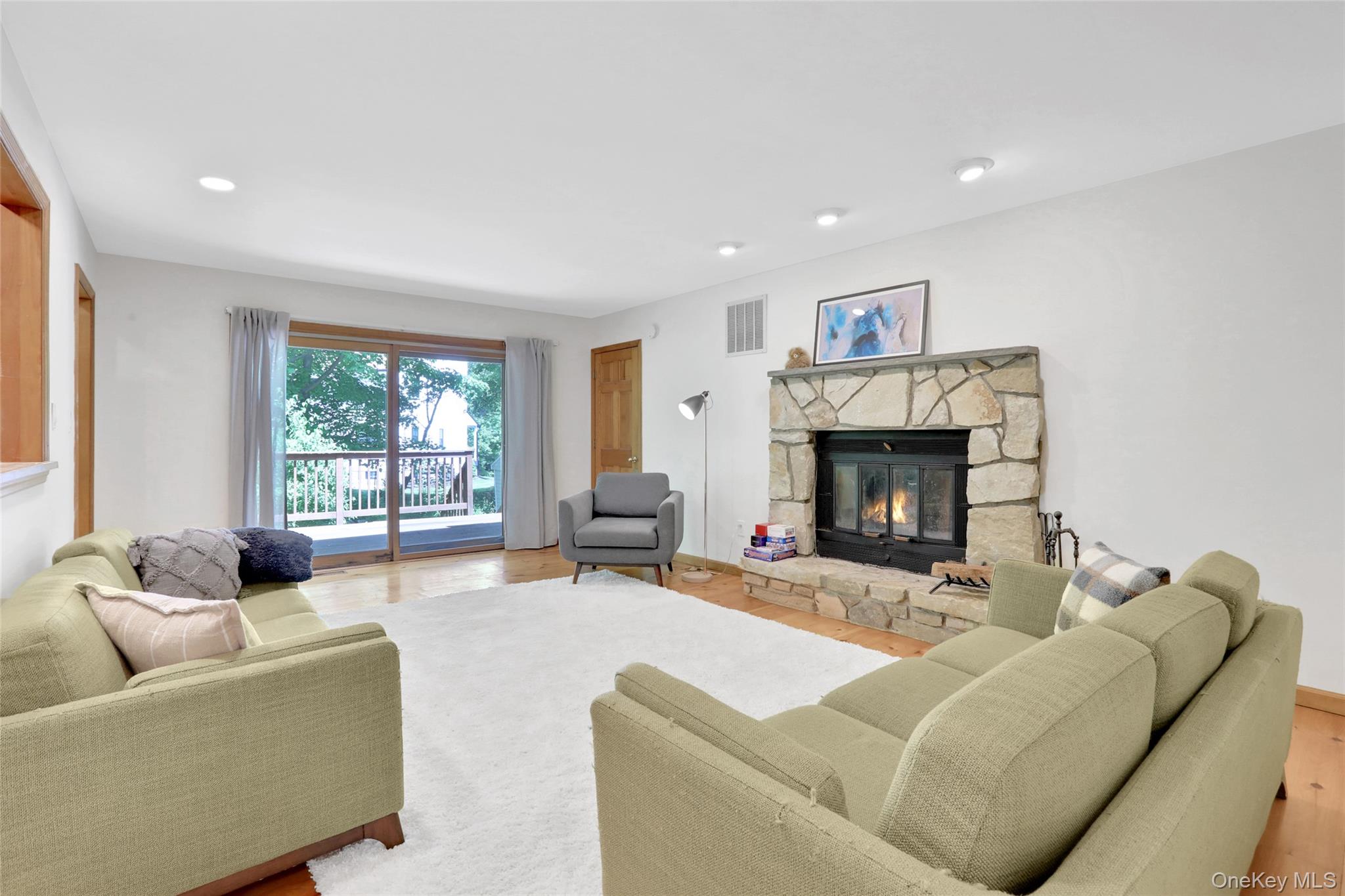 8 White Pine Lane