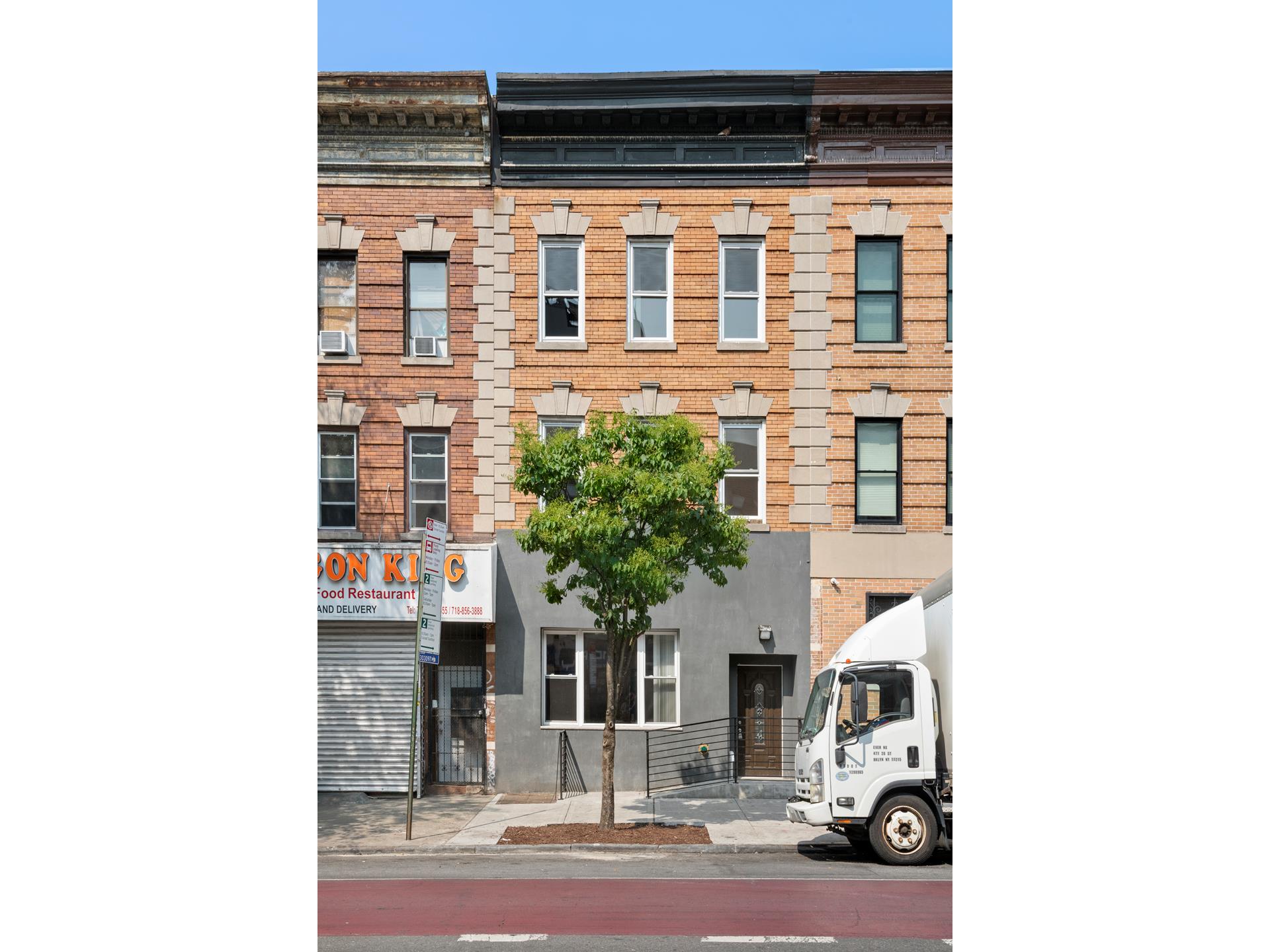 1074 NOSTRAND Avenue