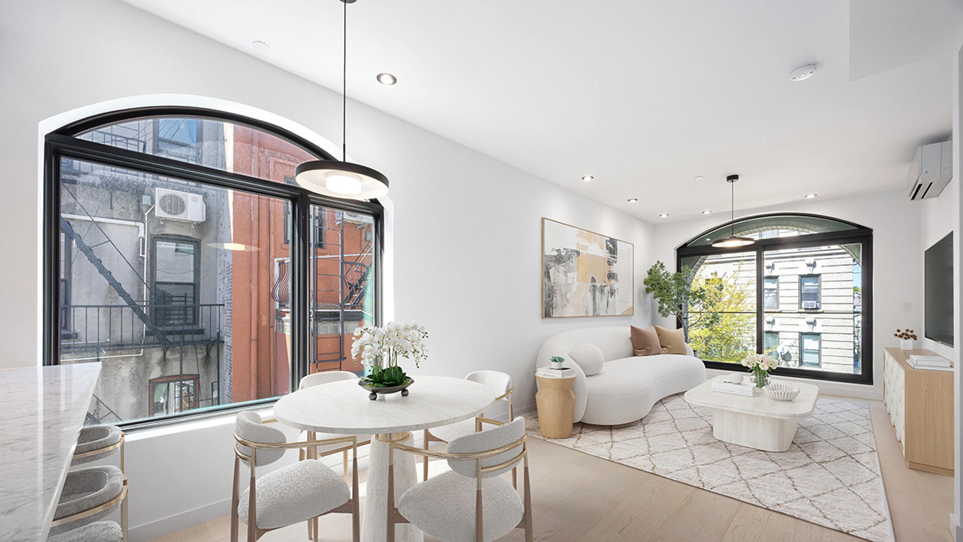 8 WINDSOR Place 3
