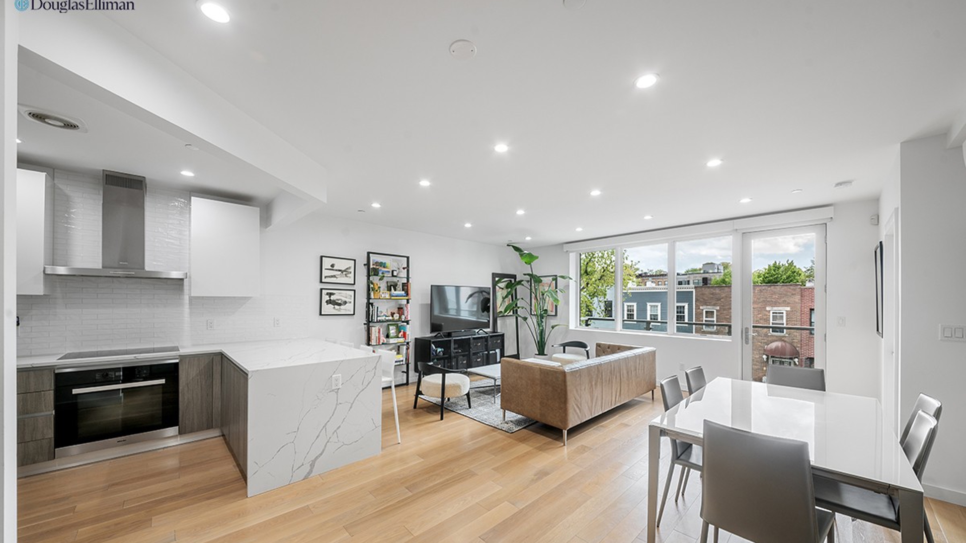 327 20TH Street 3