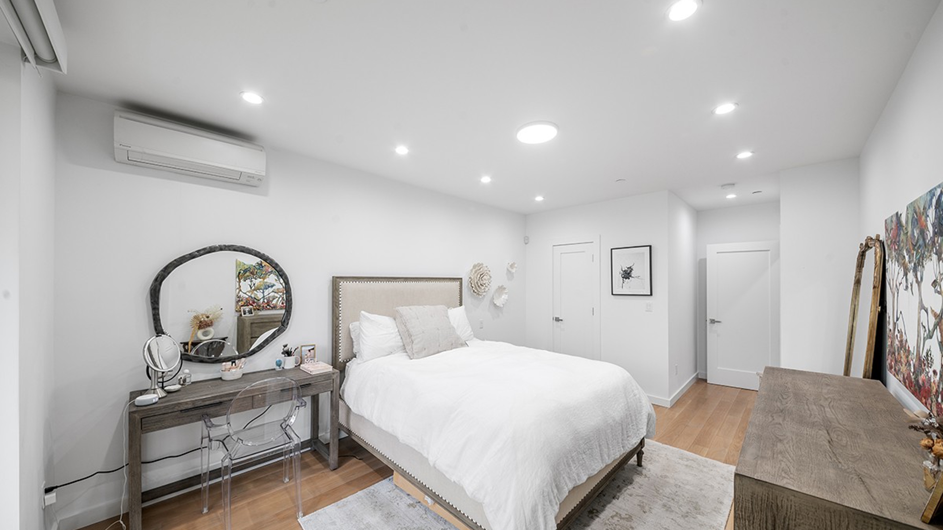 327 20TH Street 3
