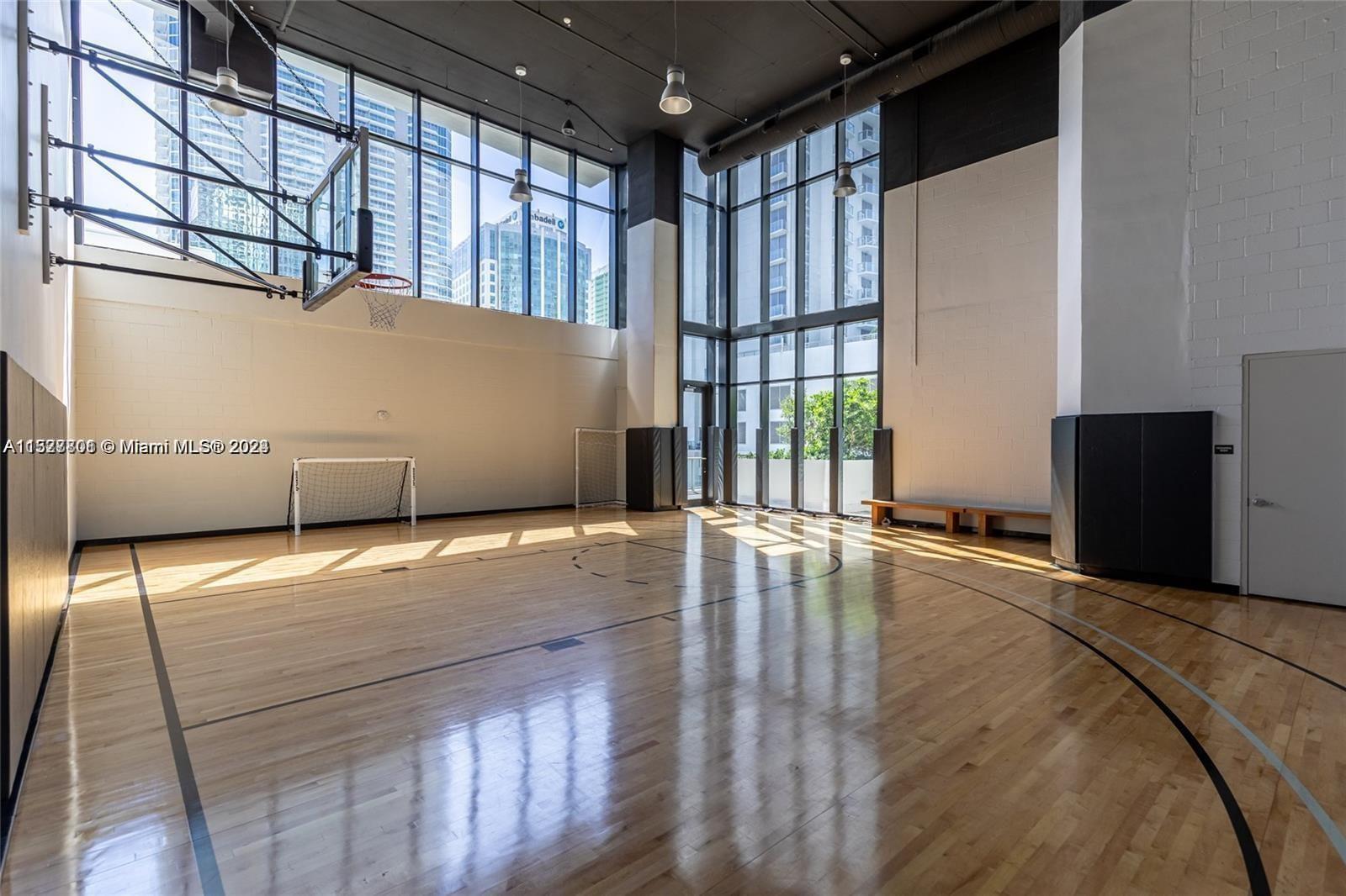 1010 Brickell Ave # 2510